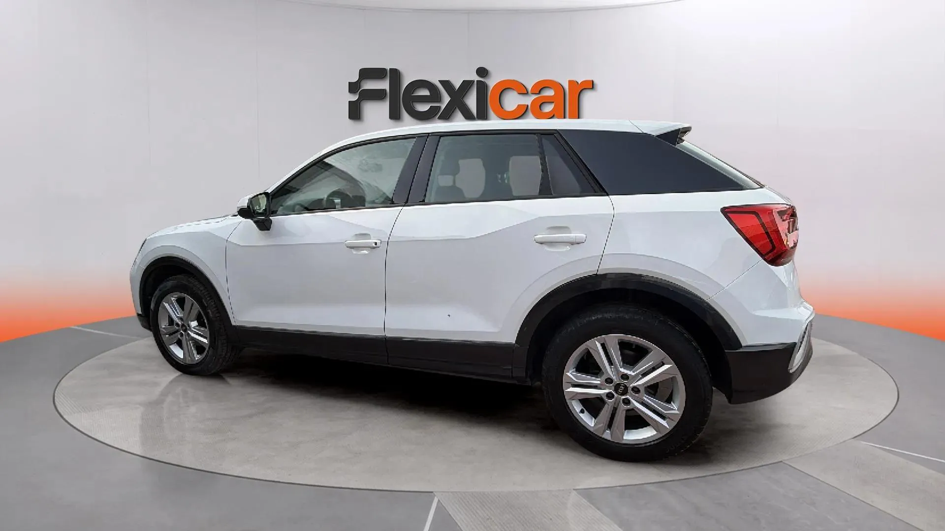 Audi Q2 Advanced 35 TFSI S tronic - foto 10
