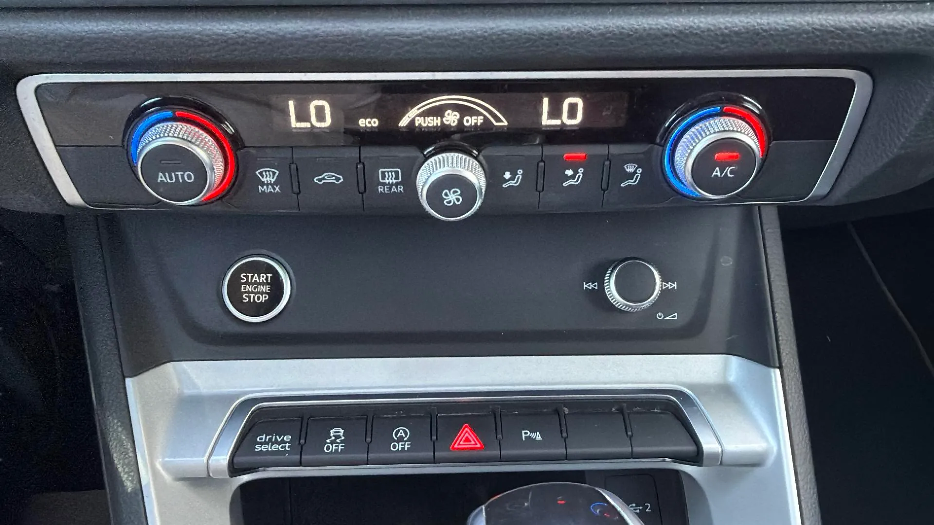 Audi Q3 35 TDI S tronic - foto 14
