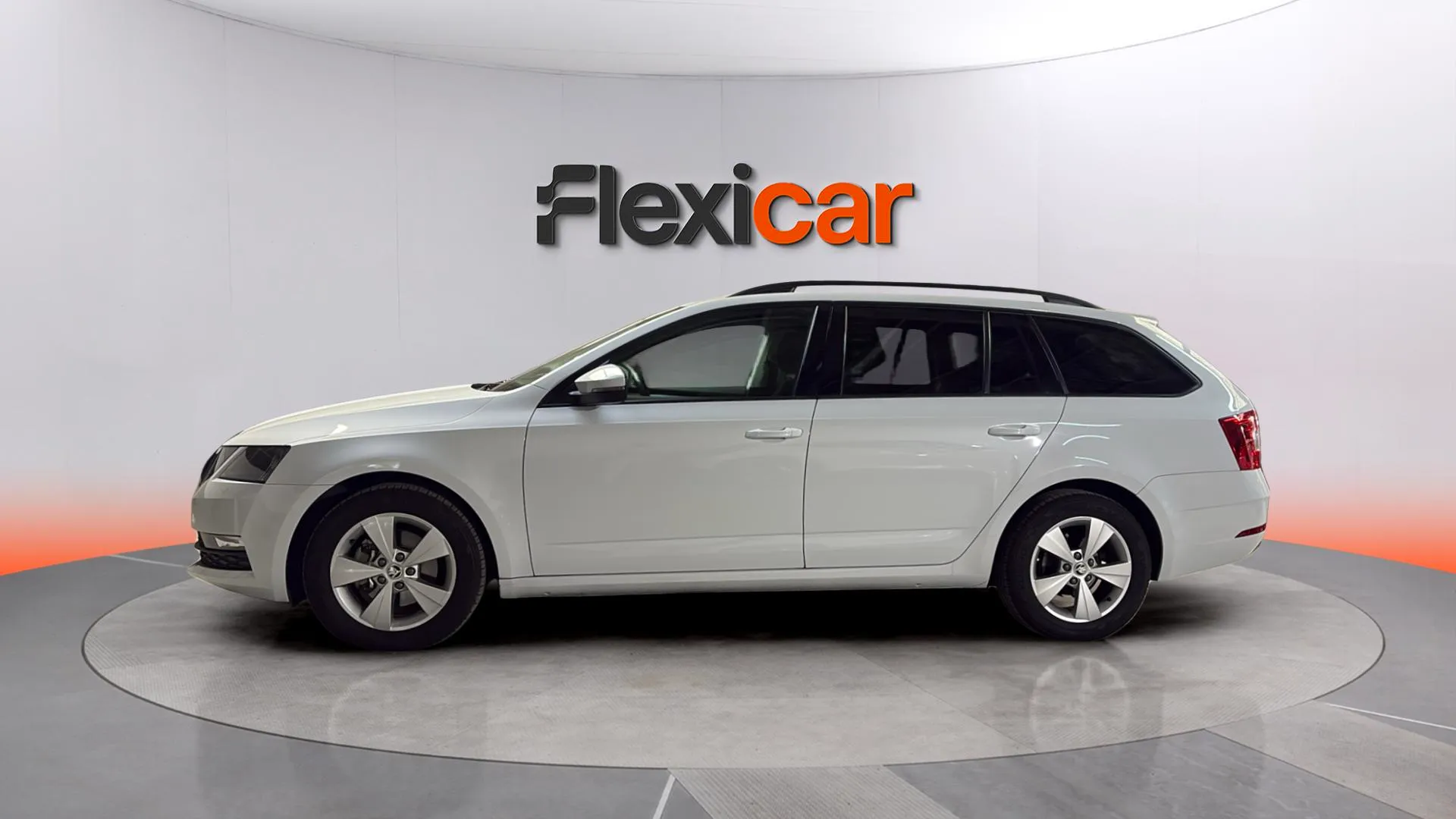 Škoda Octavia 1.0 TSI Active - foto 5
