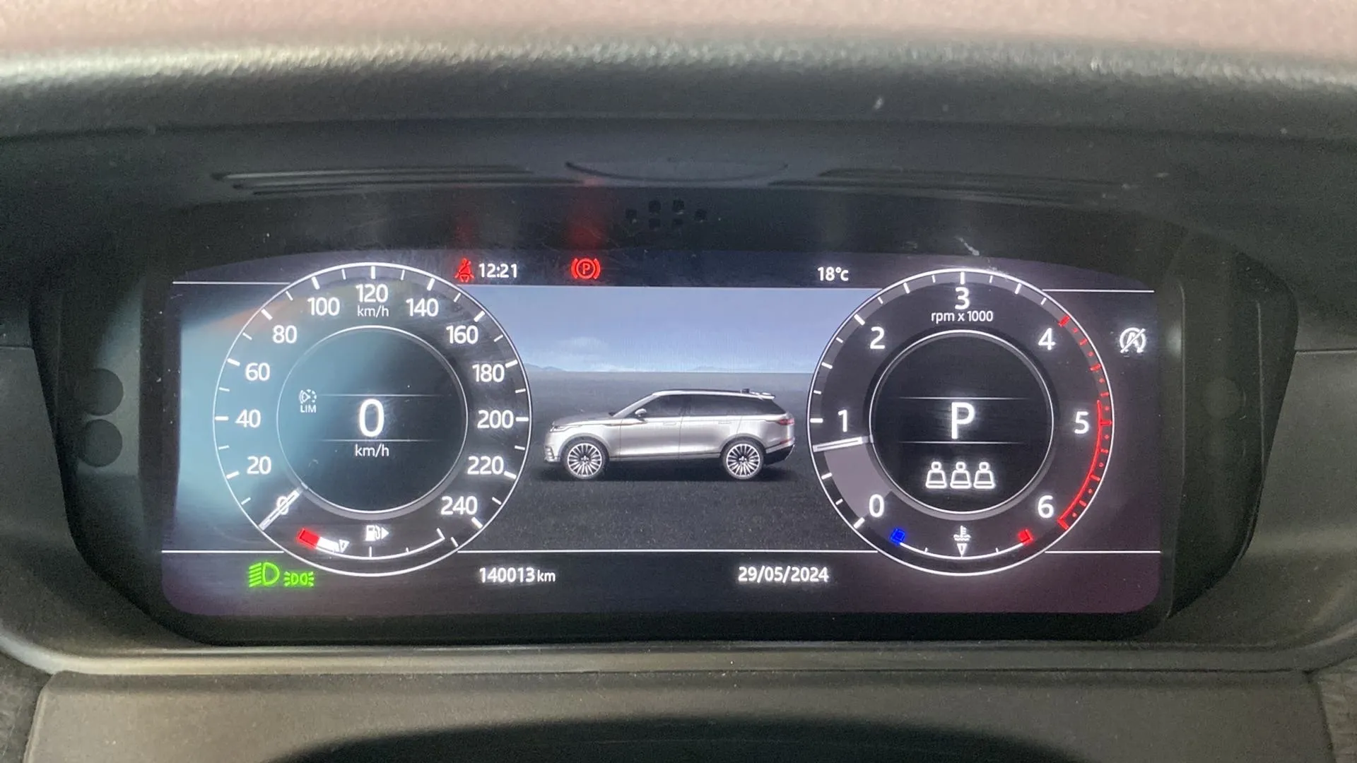 Land Rover Range Rover Velar 2.0 D180 4WD - foto 17
