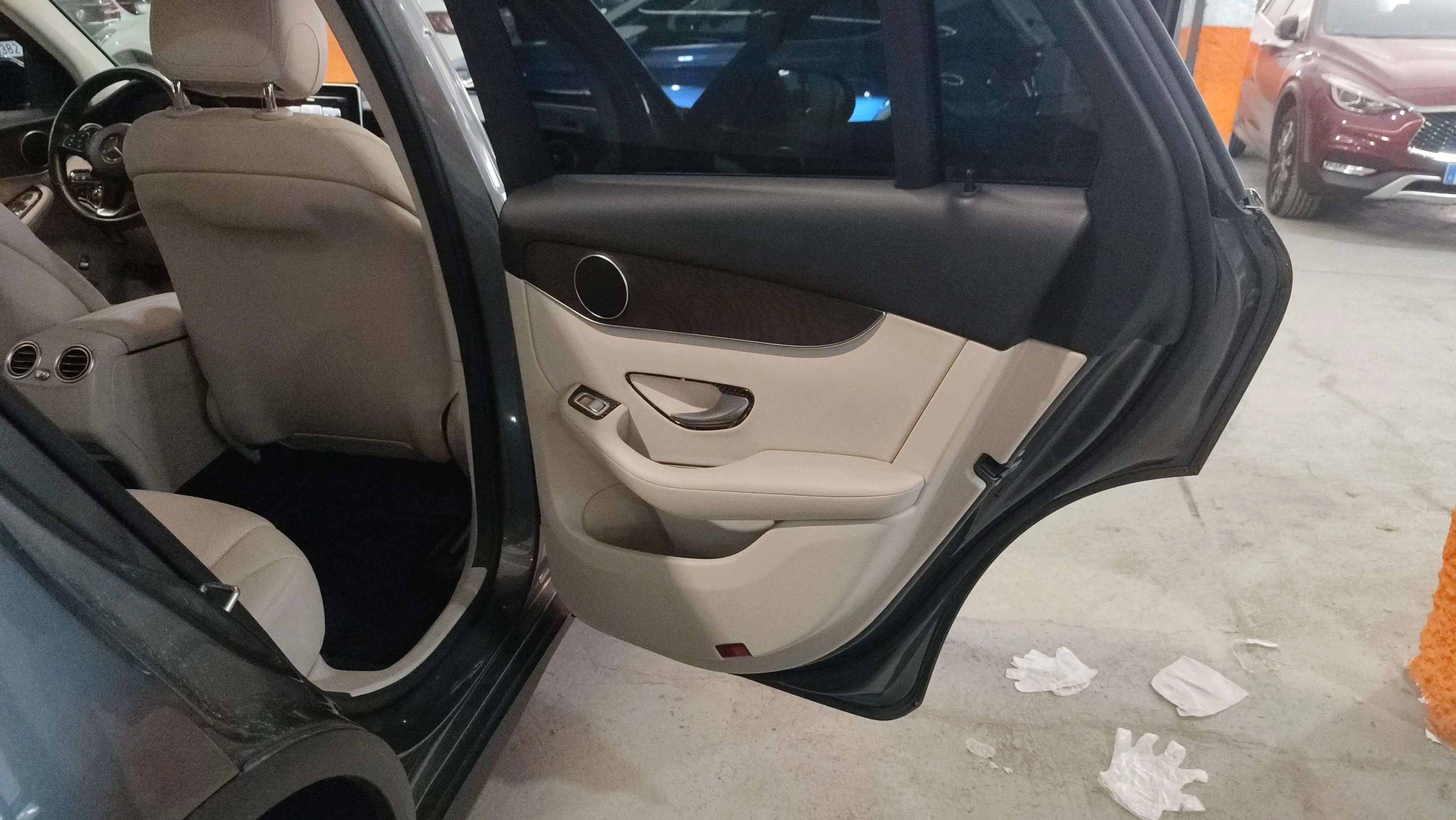 Mercedes-Benz GLC 250 4MATIC - foto 8