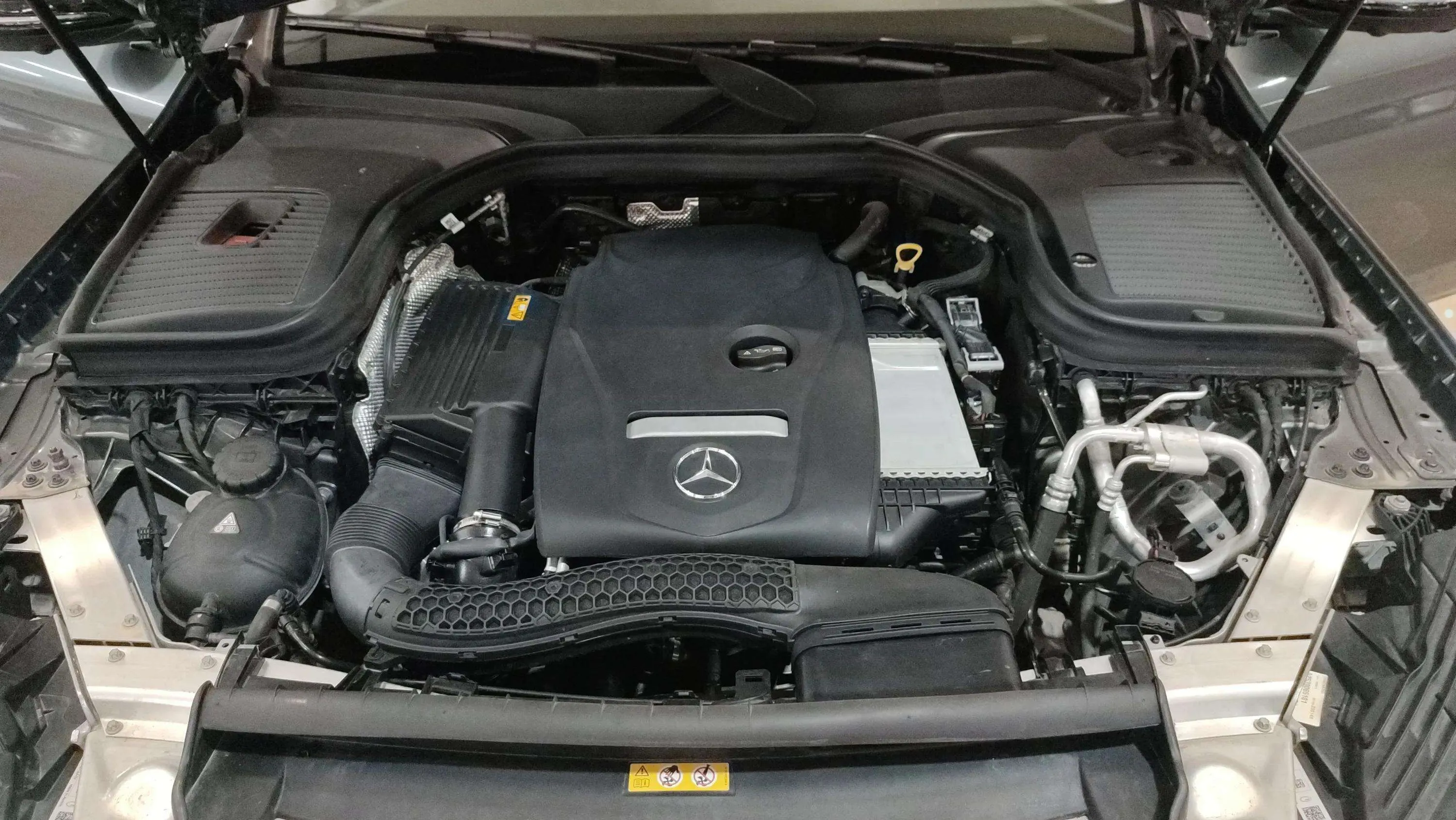 Mercedes-Benz GLC 250 4MATIC - foto 10