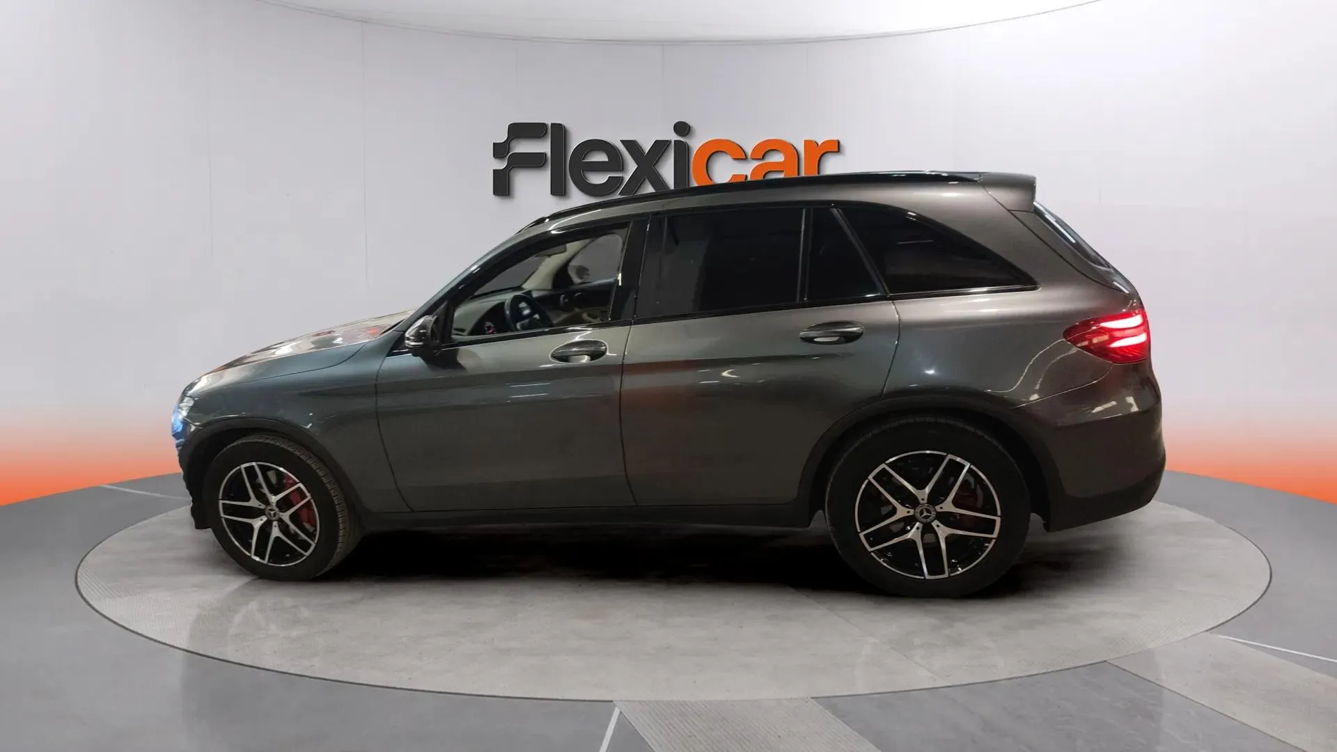Mercedes-Benz GLC 250 4MATIC - foto 3