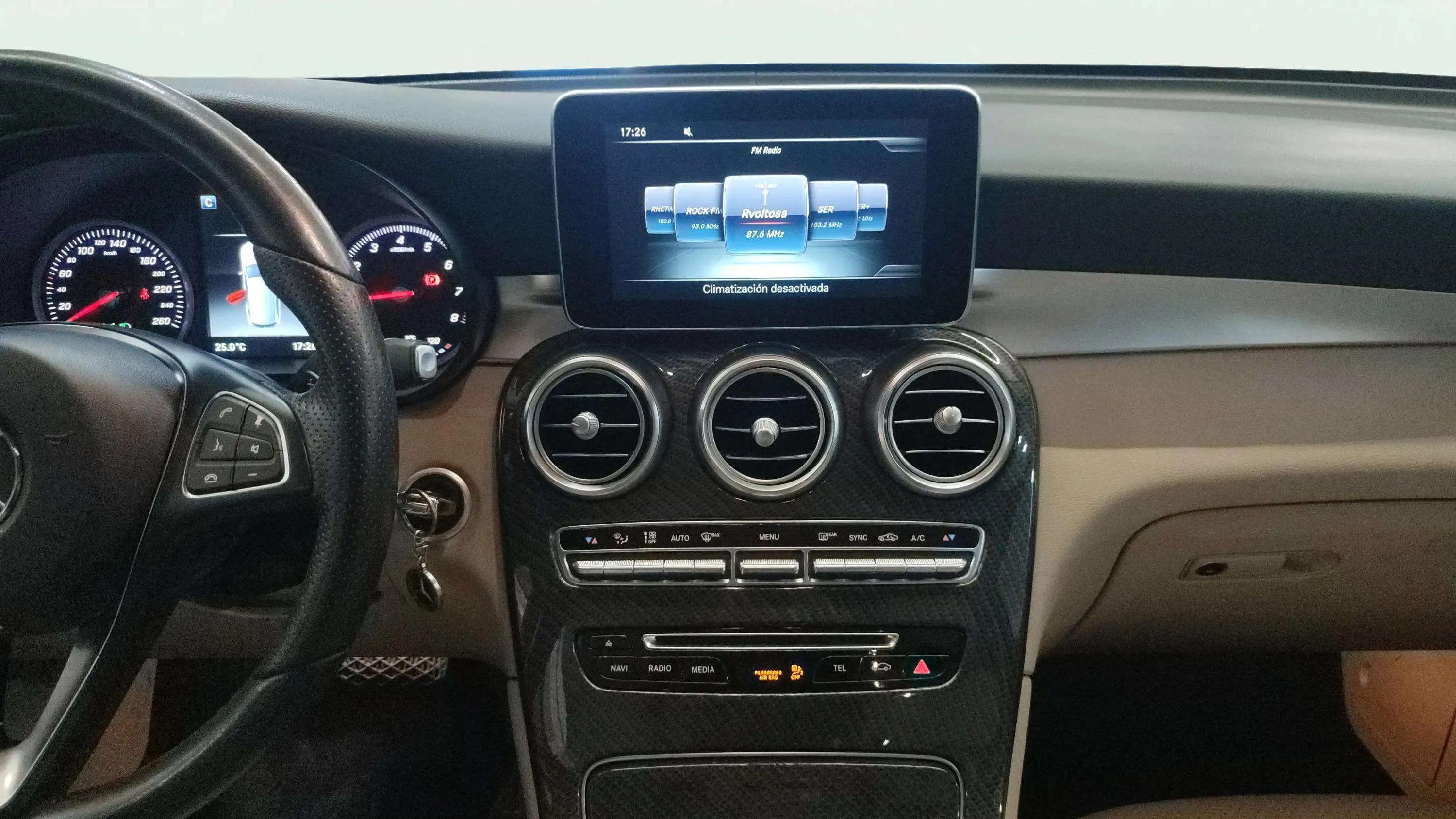 Mercedes-Benz GLC 250 4MATIC - foto 6