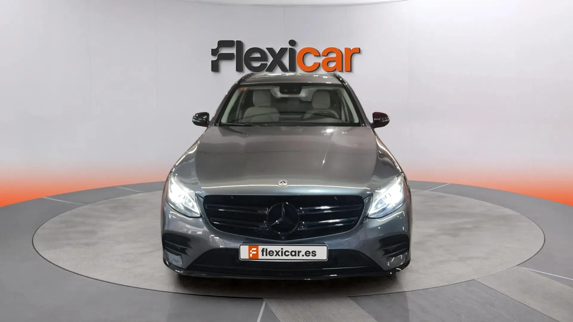 Mercedes-Benz GLC 250 4MATIC - foto 2