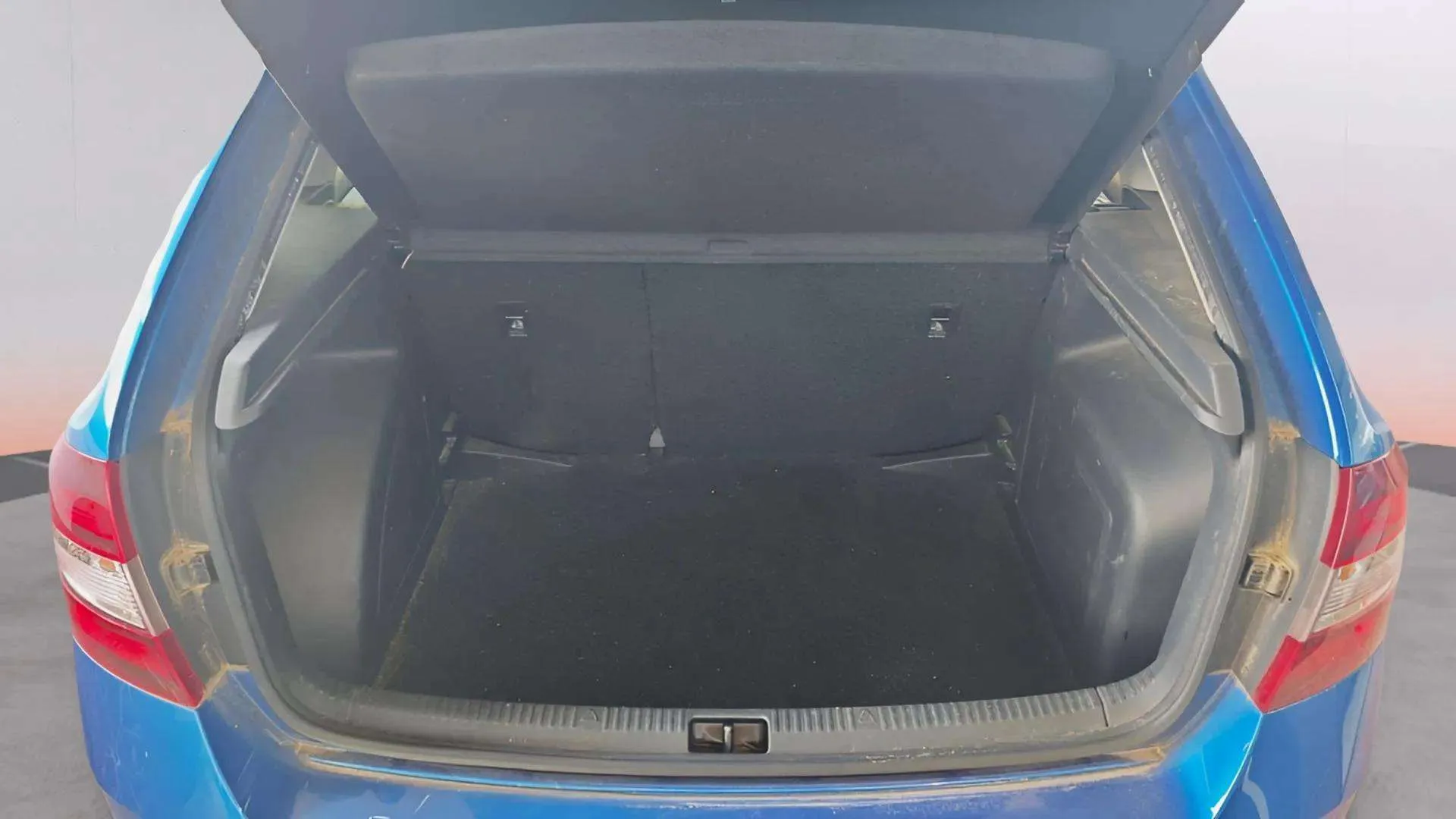 Škoda Rapid 1.0 TSI Like Spaceback - foto 9