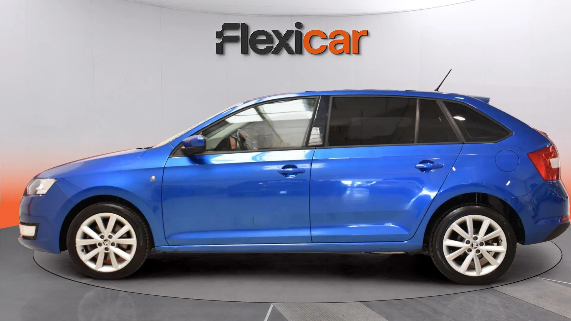 Škoda Rapid 1.0 TSI Like Spaceback - foto 4