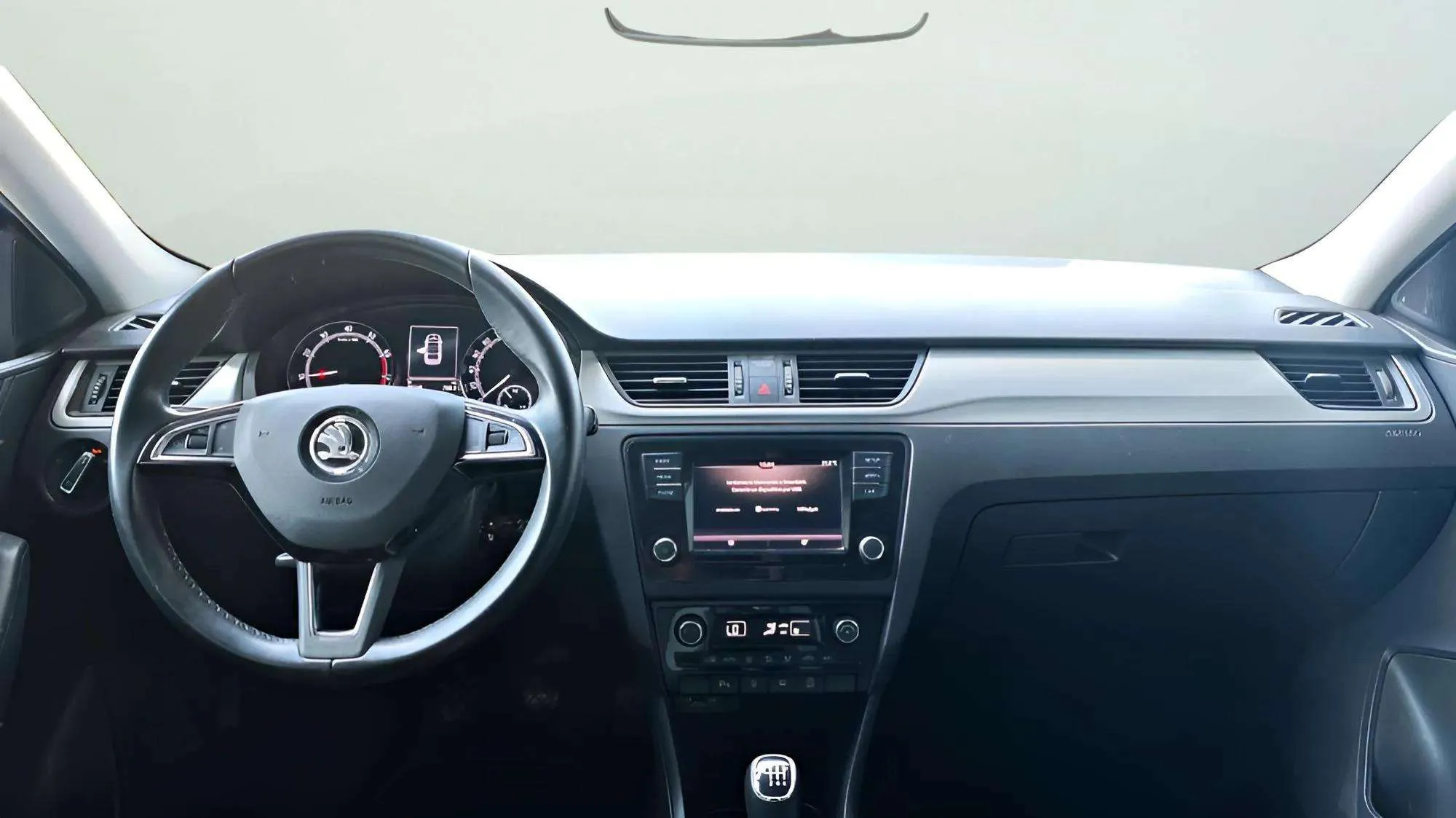 Škoda Rapid 1.0 TSI Like Spaceback - foto 11