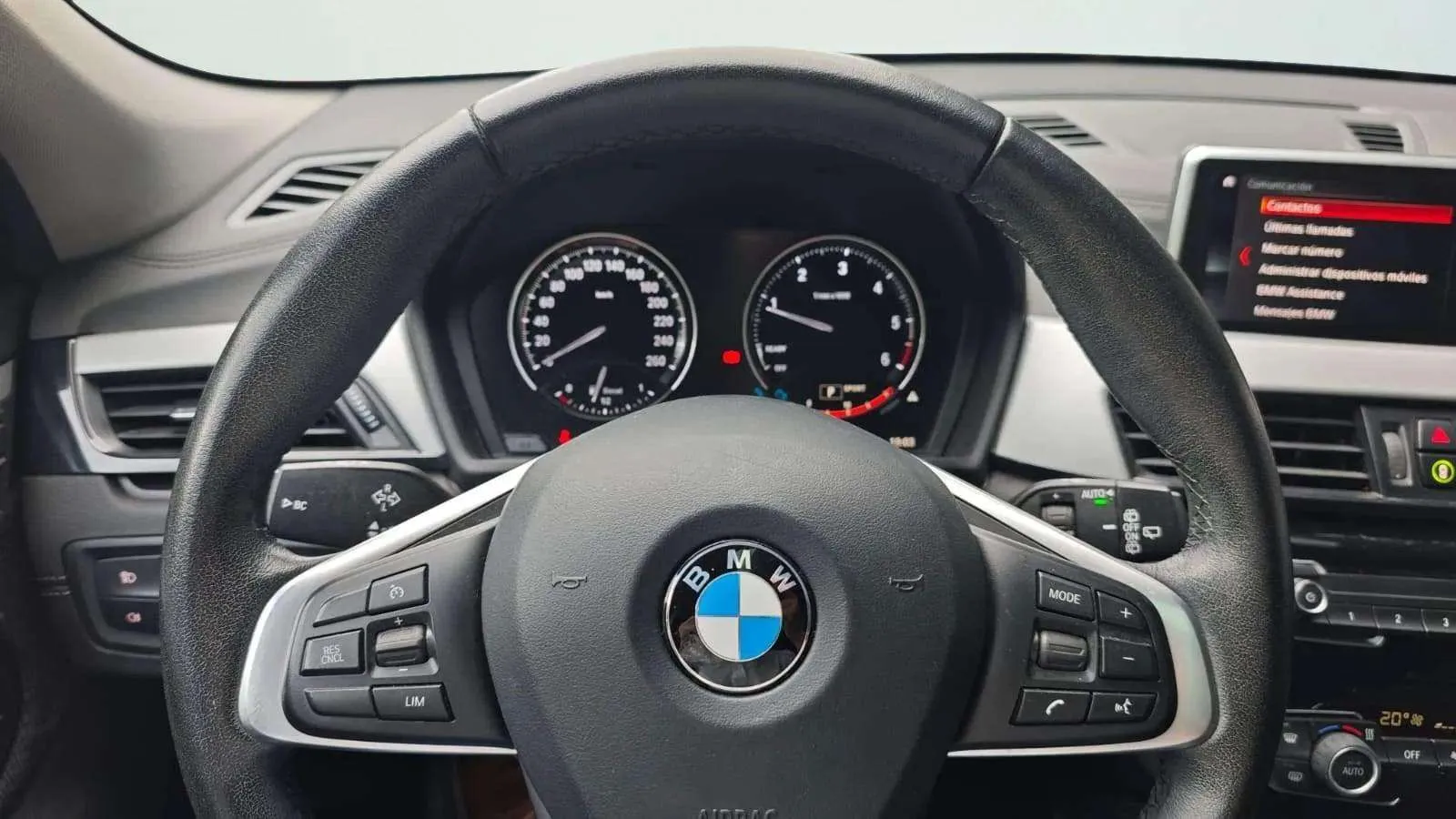 BMW X2 sDrive18d - foto 11