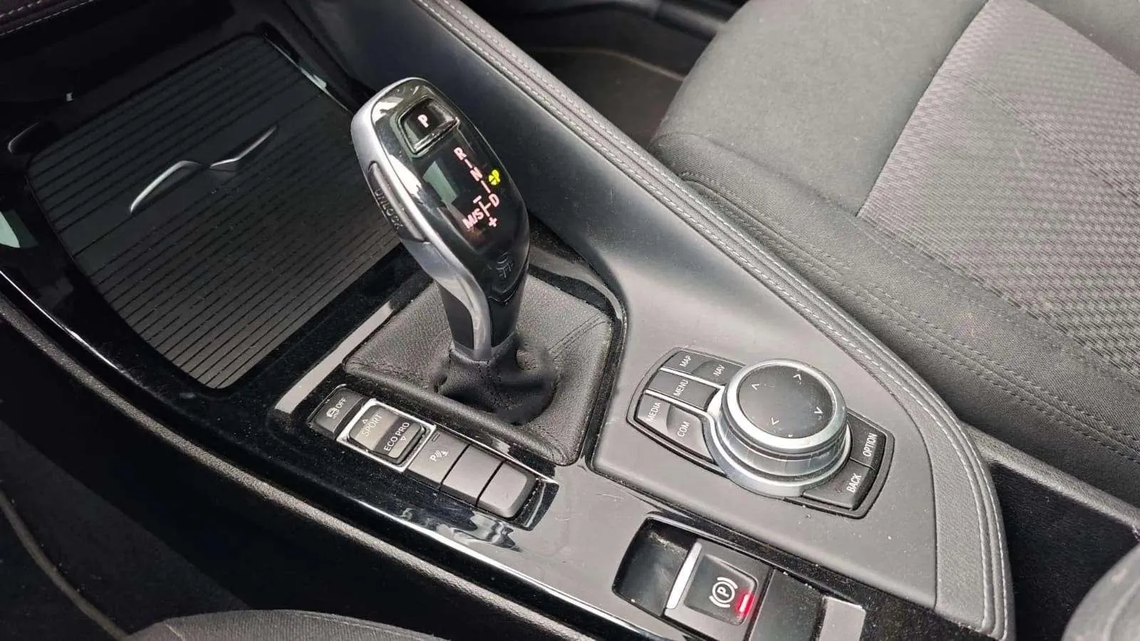 BMW X2 sDrive18d - foto 22