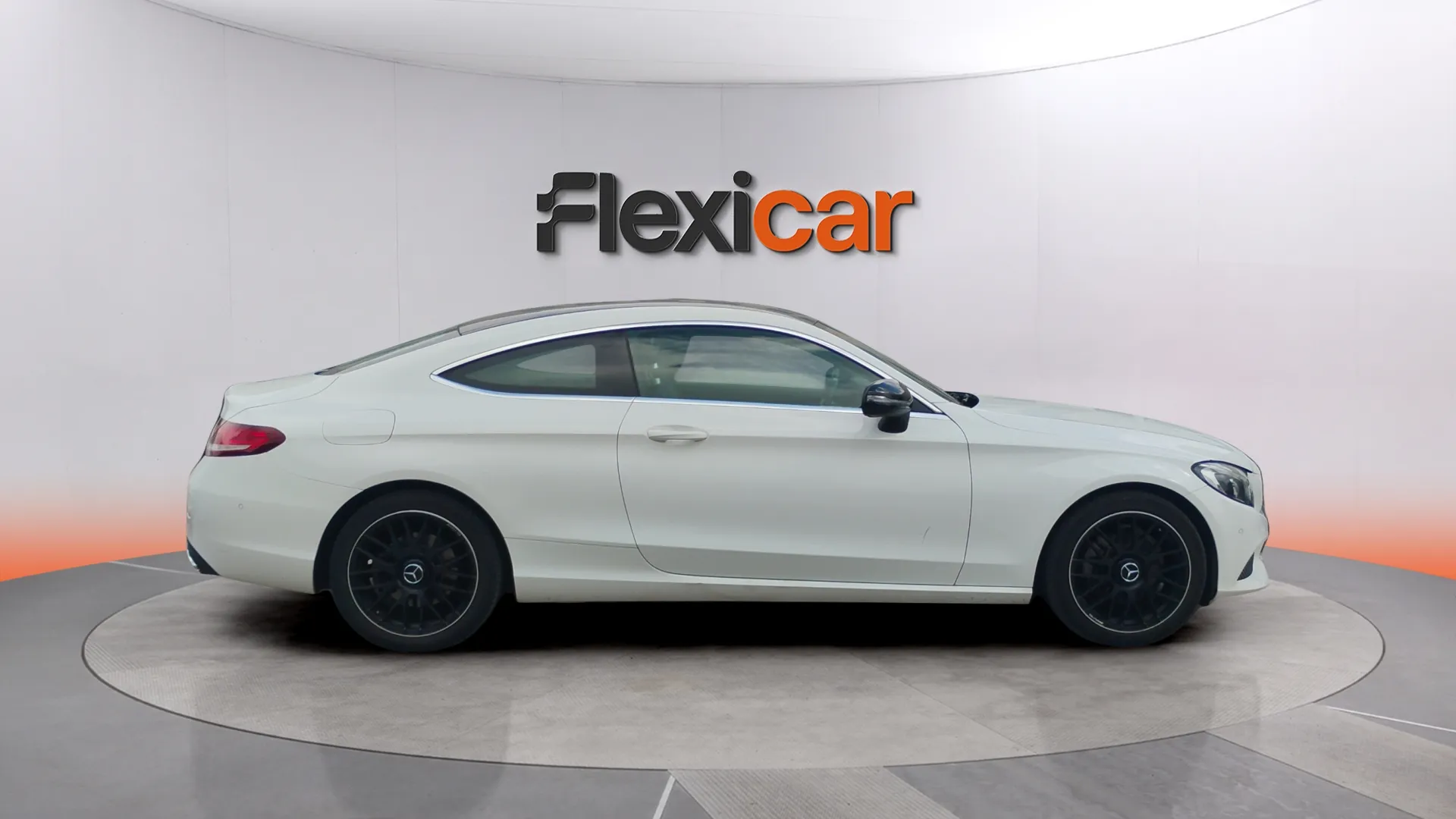 Mercedes-Benz Clase C C Coupé 200 - foto 3