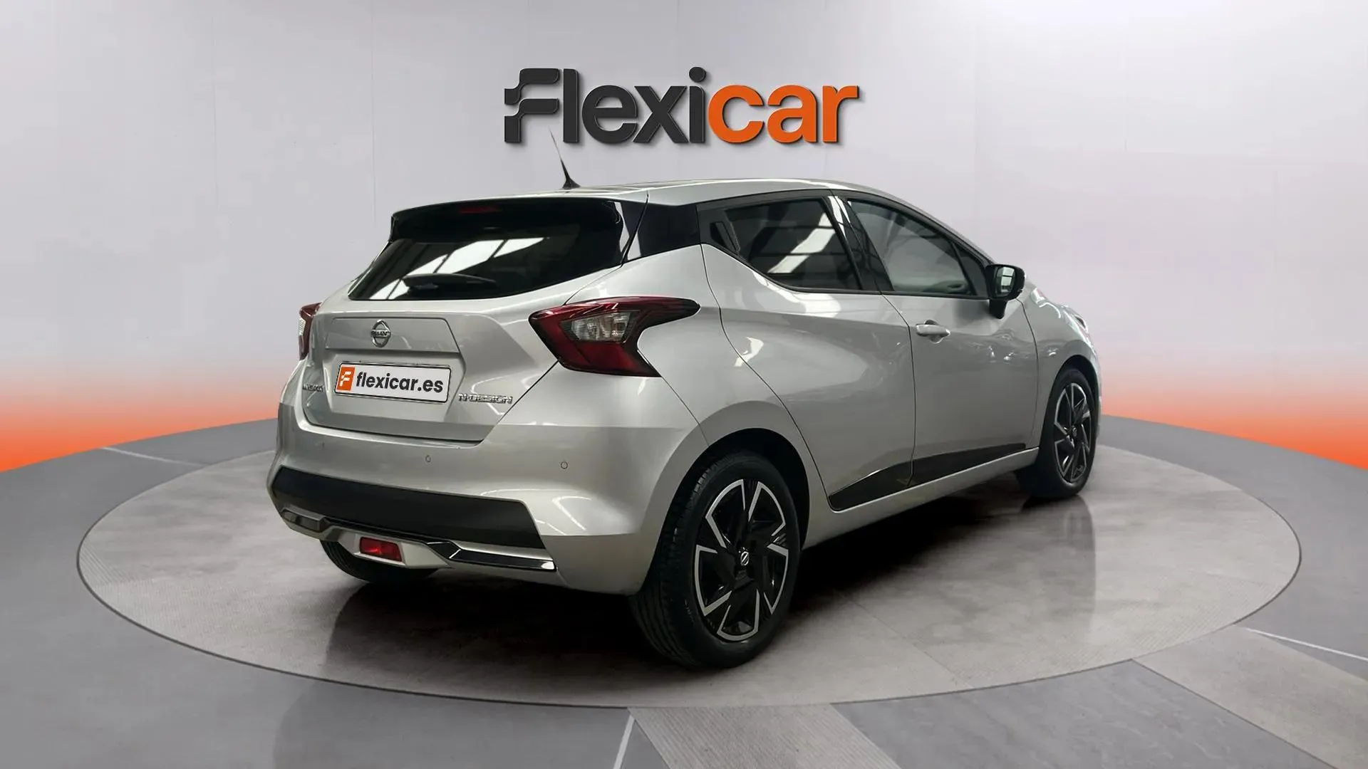 Nissan Micra IG-T E6D-F N-Design Black - foto 7