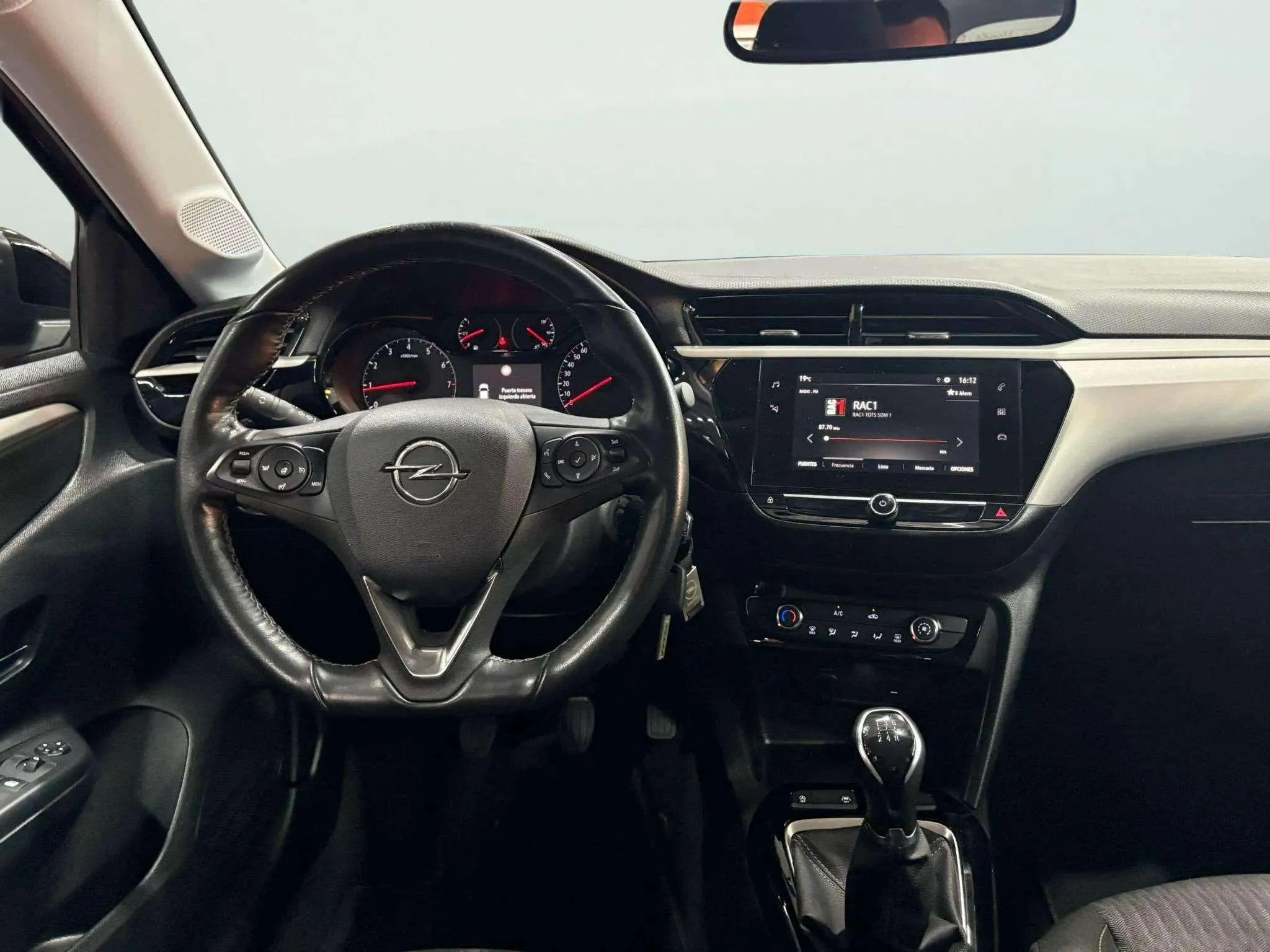 Opel Corsa 1.2 XEL Edition - foto 13