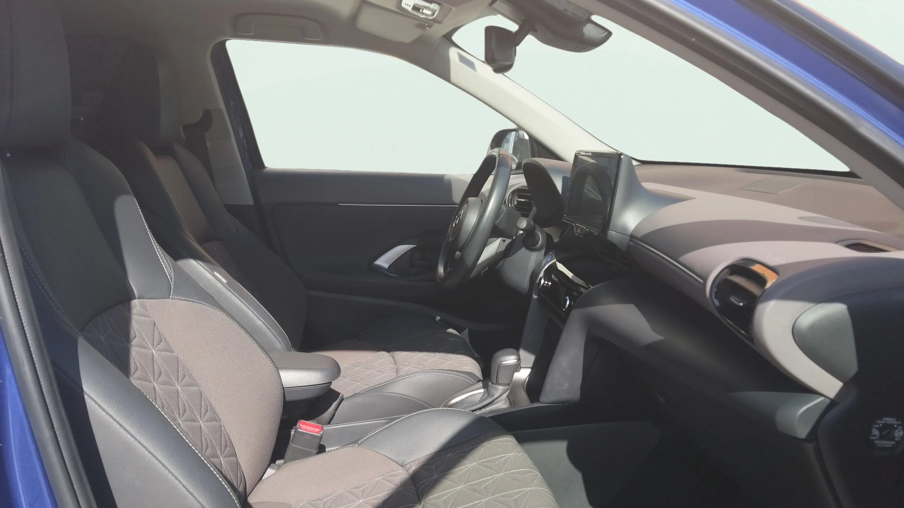 Toyota Yaris Cross 1.5 120H Active Tech - foto 15