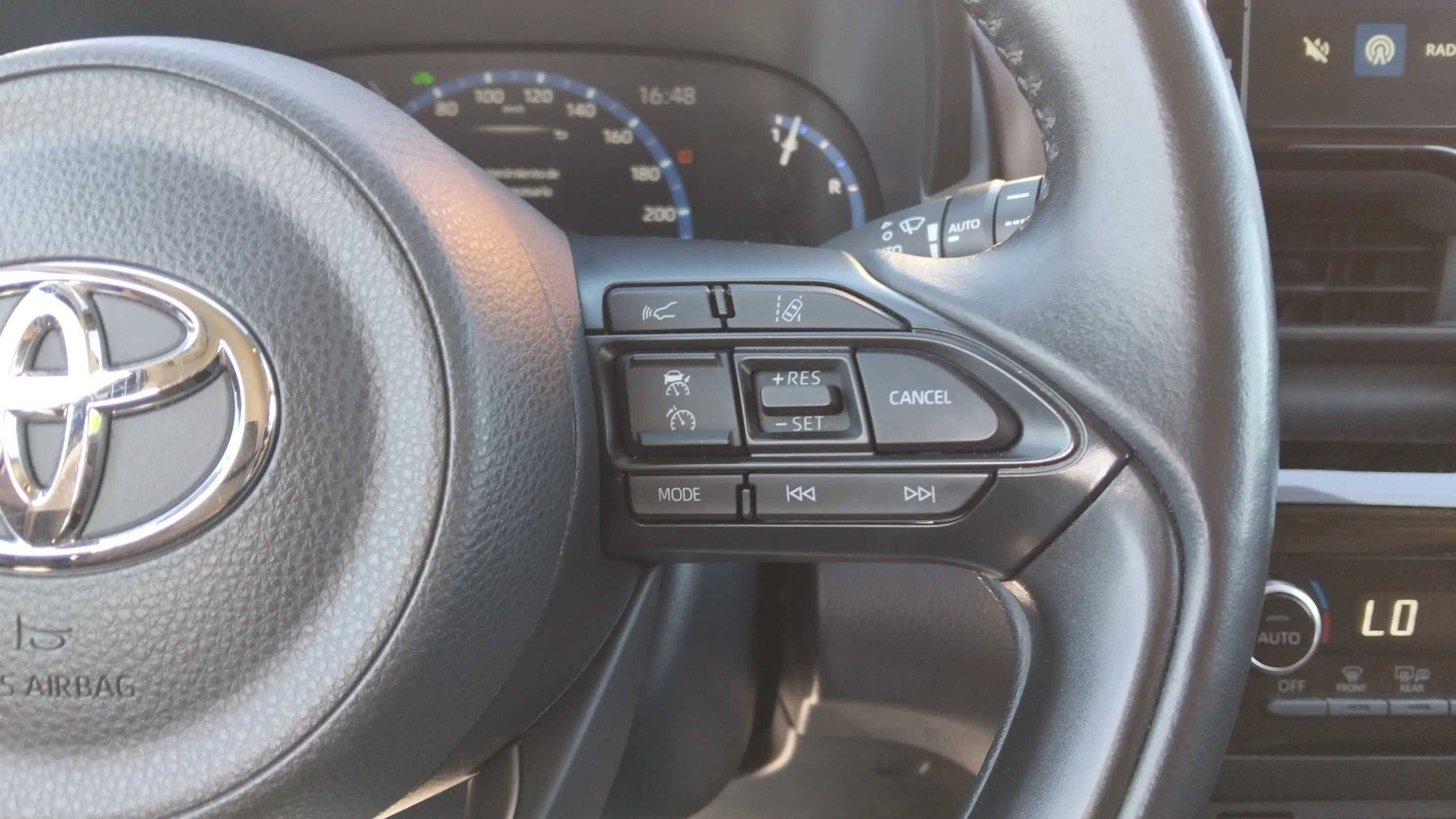 Toyota Yaris Cross 1.5 120H Active Tech - foto 18