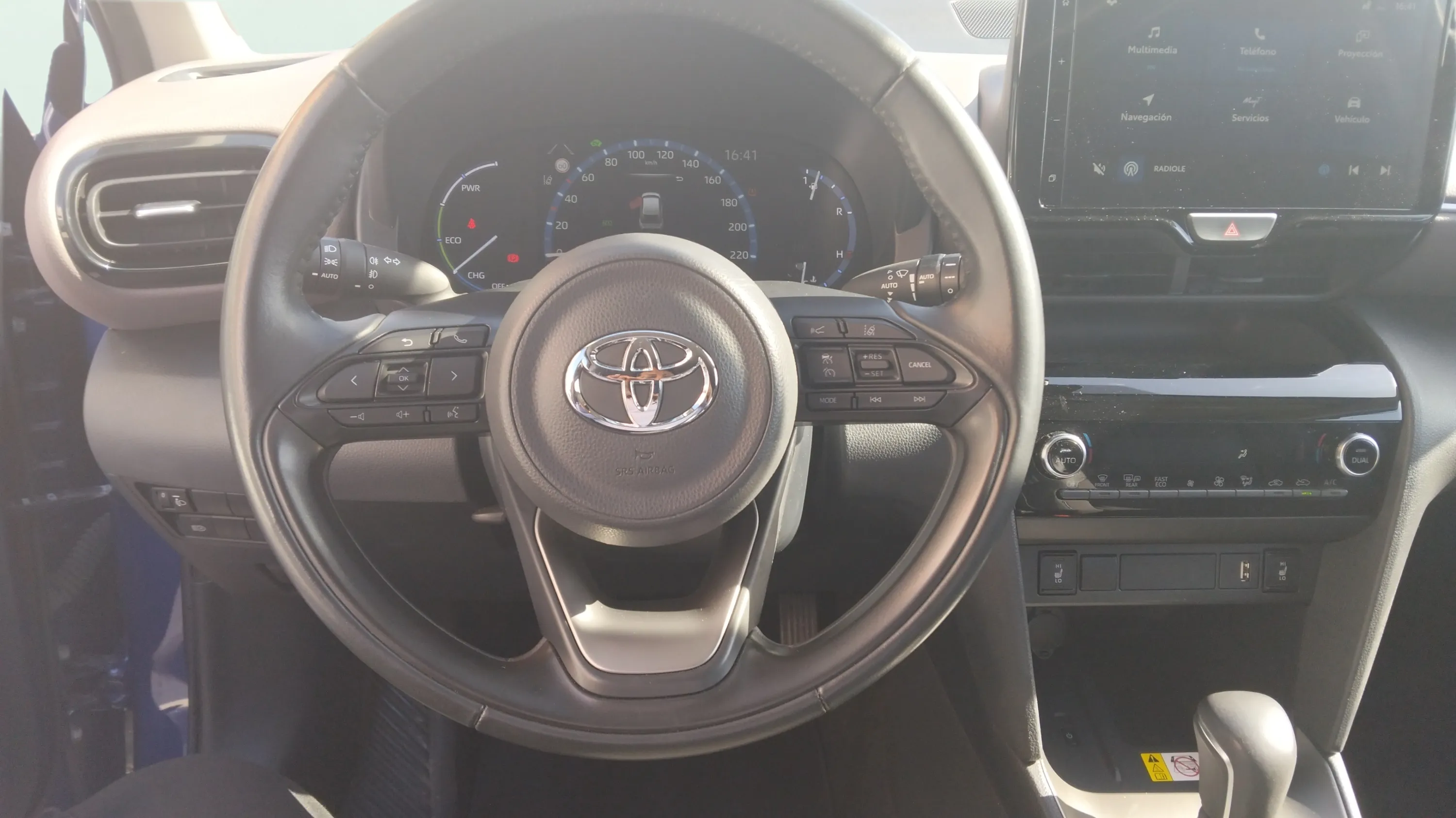 Toyota Yaris Cross 1.5 120H Active Tech - foto 11