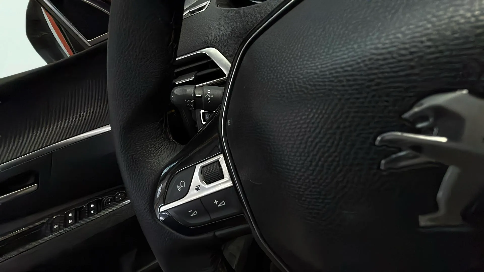 Peugeot 3008 1.2 PureTech Active - foto 13