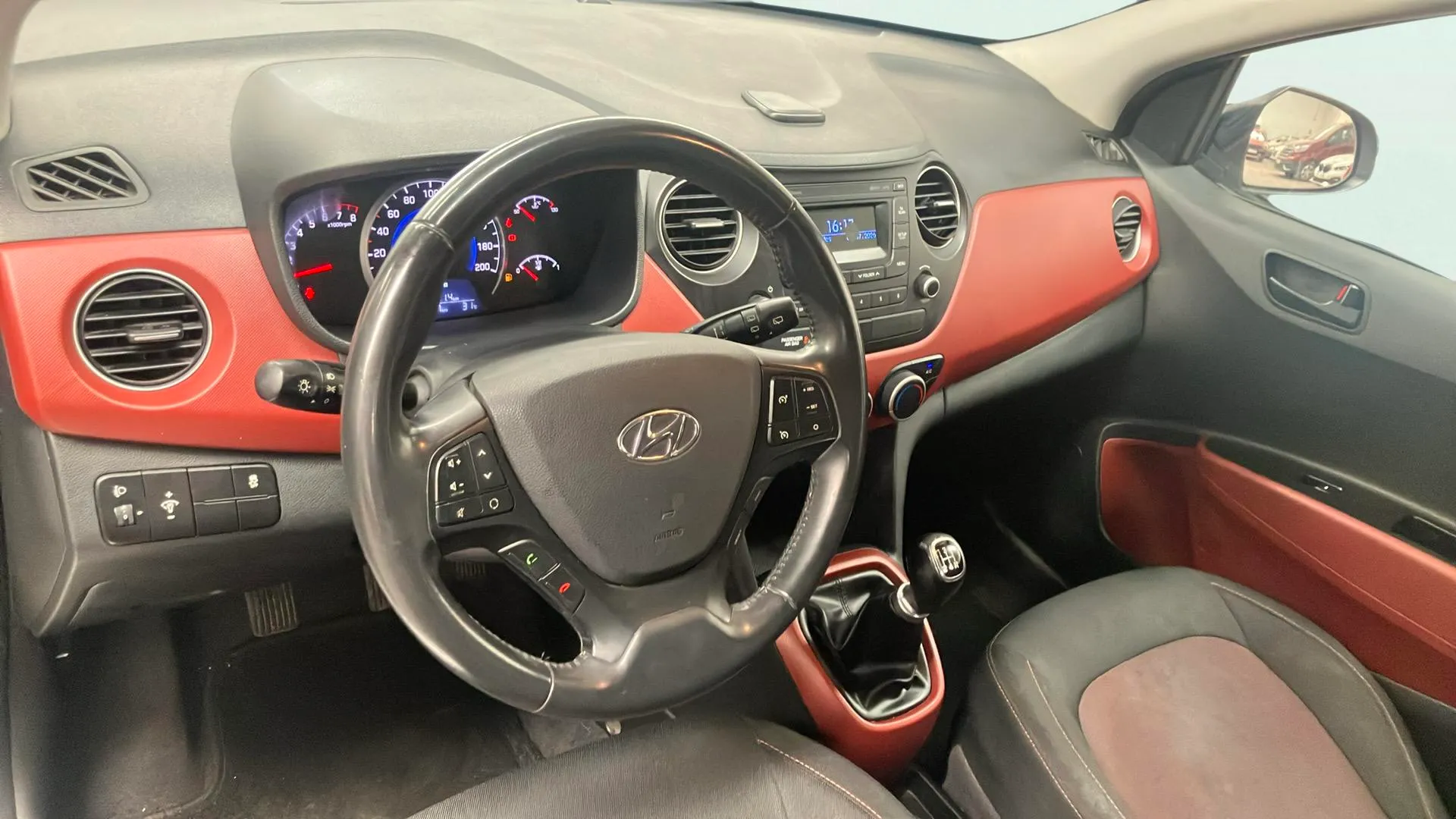 Hyundai i10 1.0 Link - foto 11