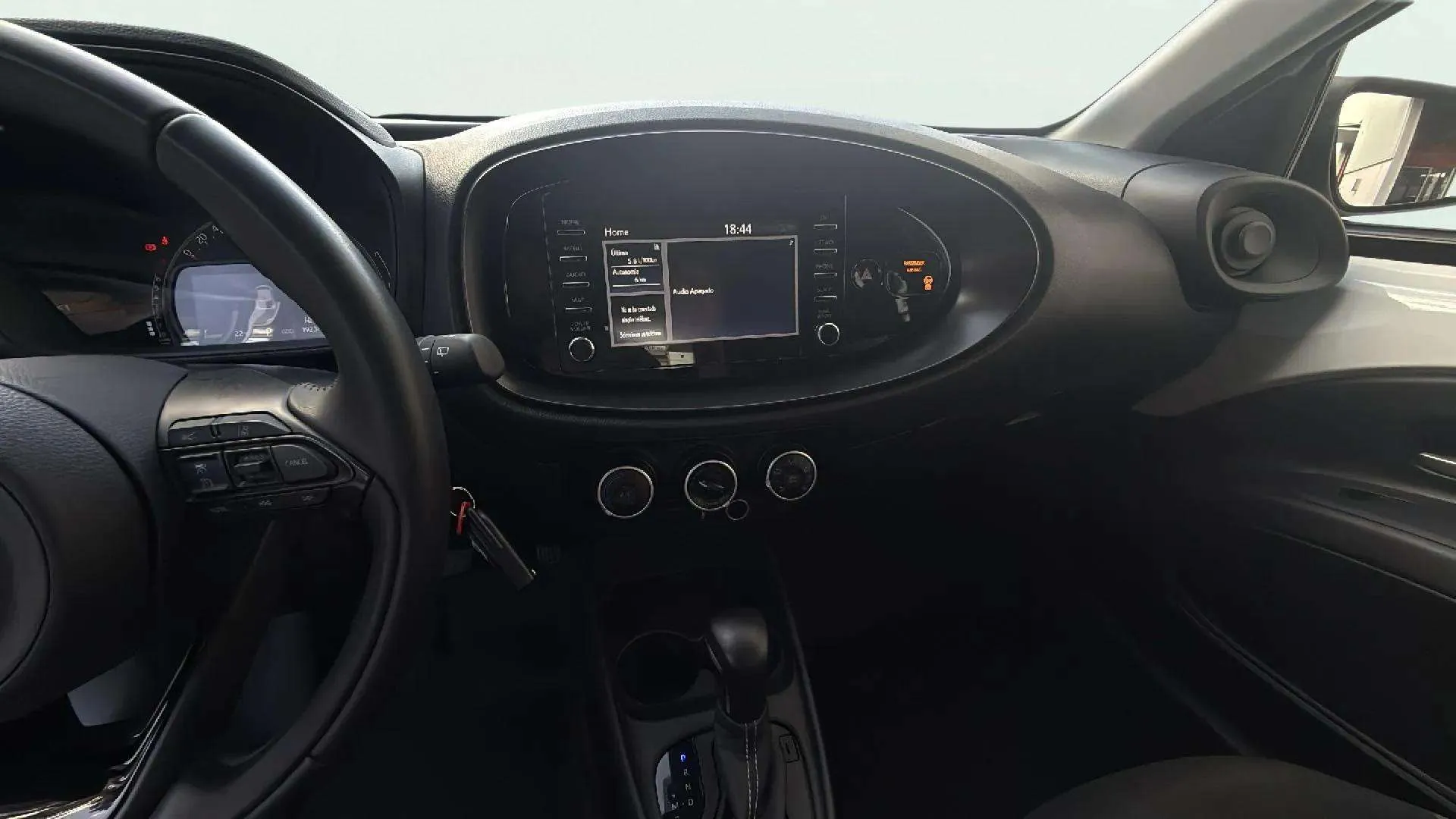 Toyota Aygo X 1.0 VVT-I Chic - foto 12