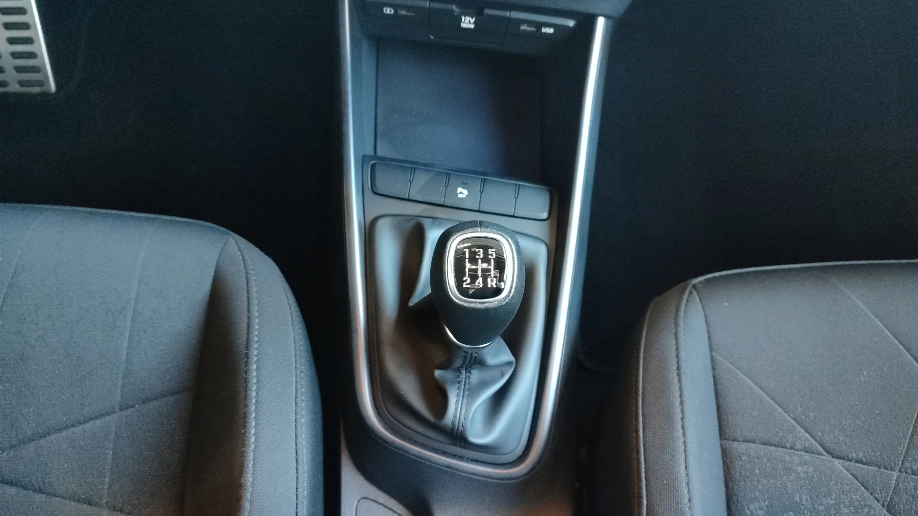 Hyundai Bayon 1.2 MPI Maxx - foto 16