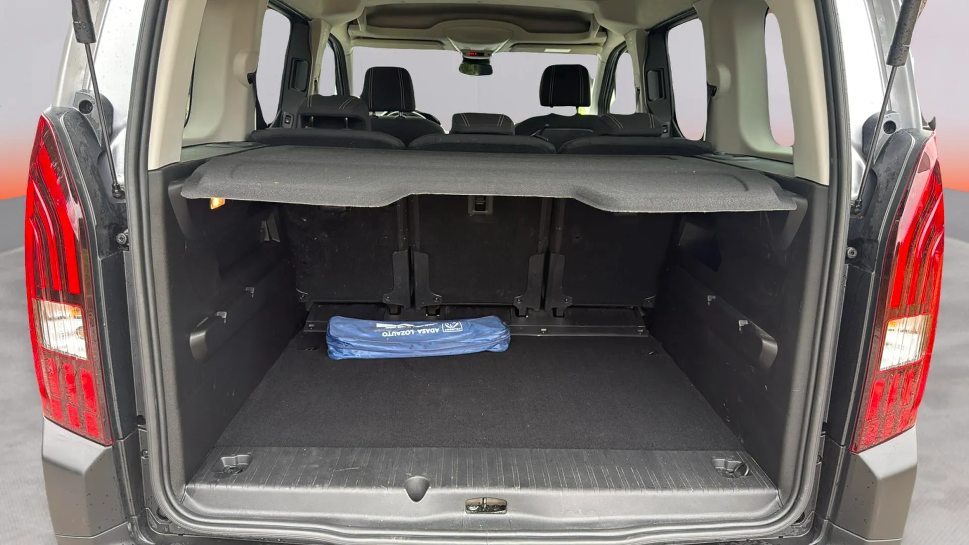 Peugeot Rifter Allure BlueHDi 100 - foto 22