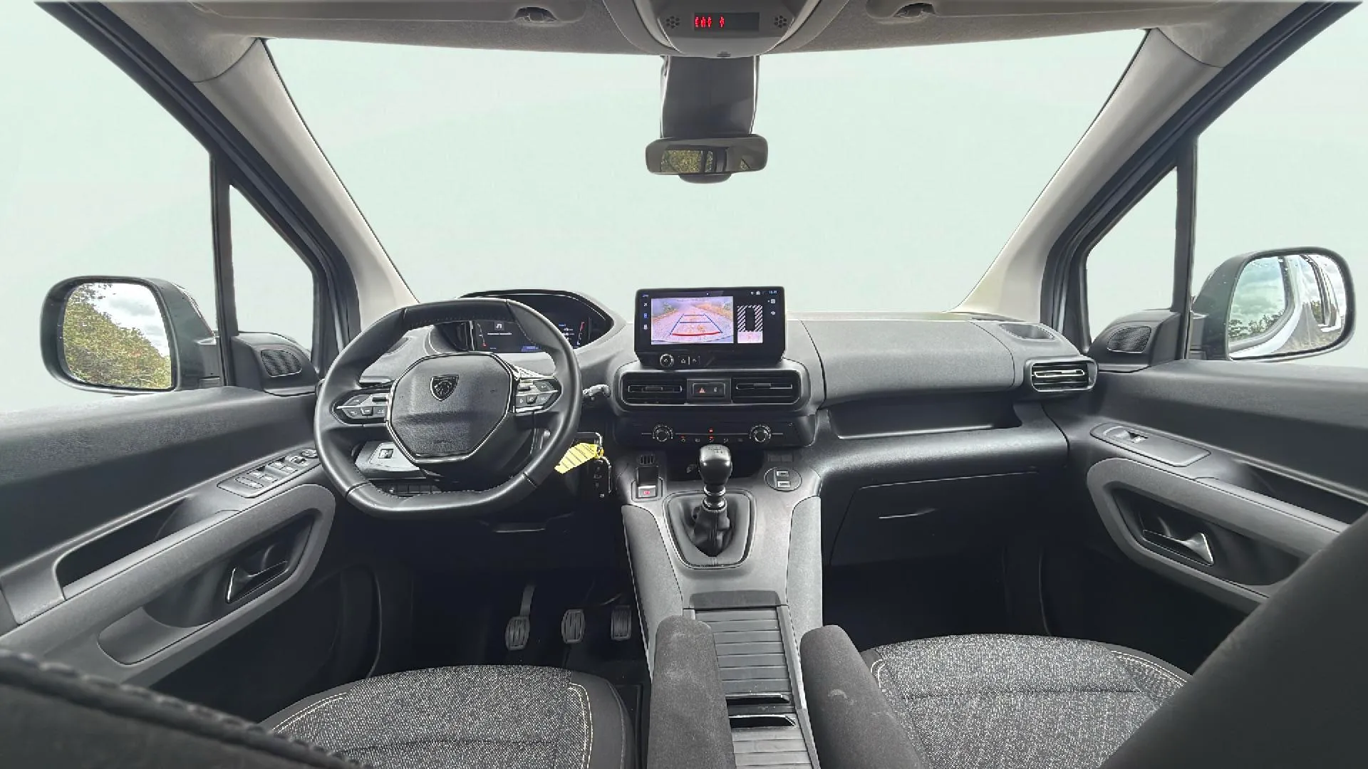 Peugeot Rifter Allure BlueHDi 100 - foto 11