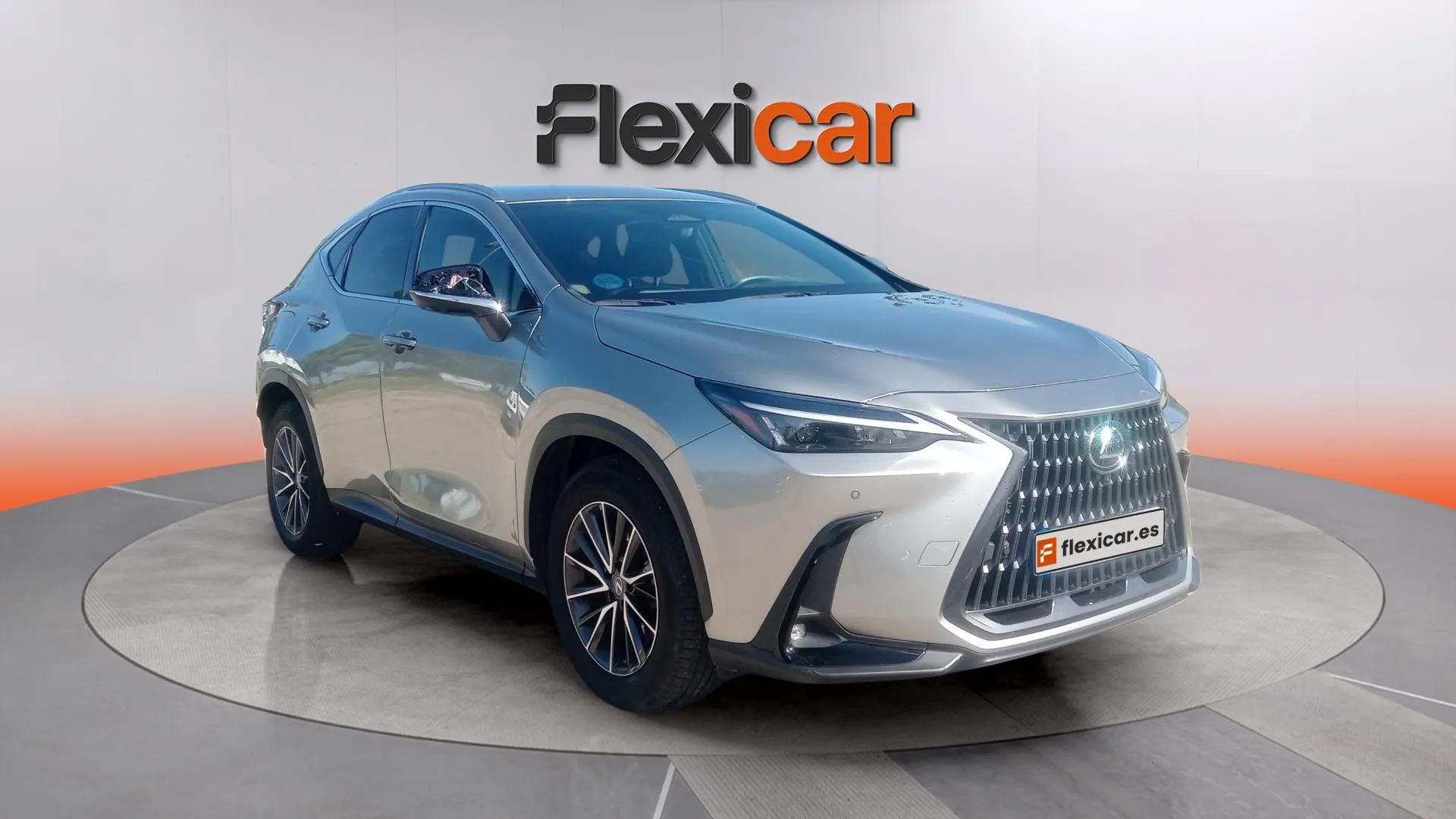 Lexus NX 450h+ F Sport 4WD - foto 2