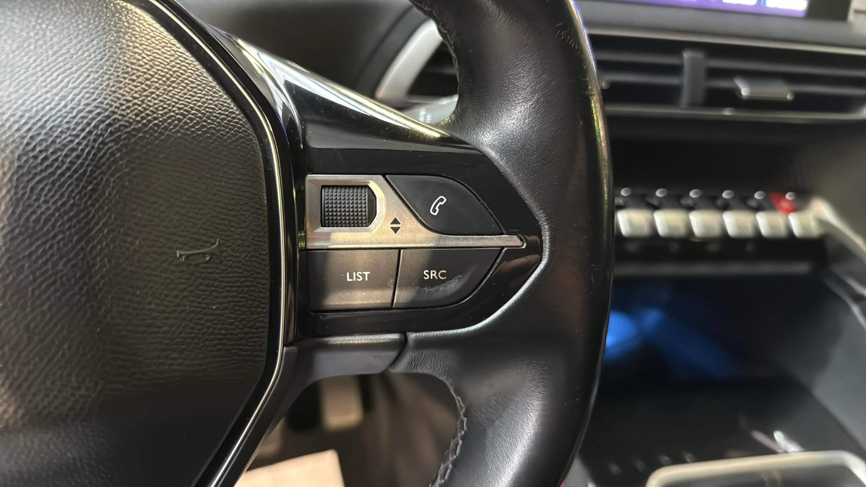 Peugeot 3008 1.5L BlueHDi Active - foto 13