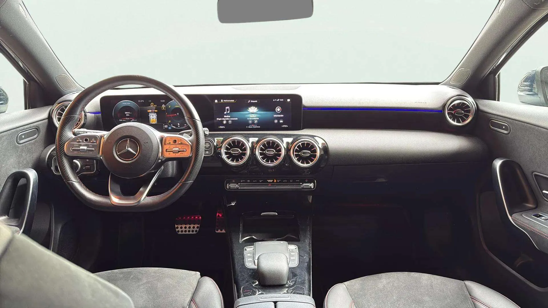 Mercedes-Benz Clase A A 200 d - foto 11