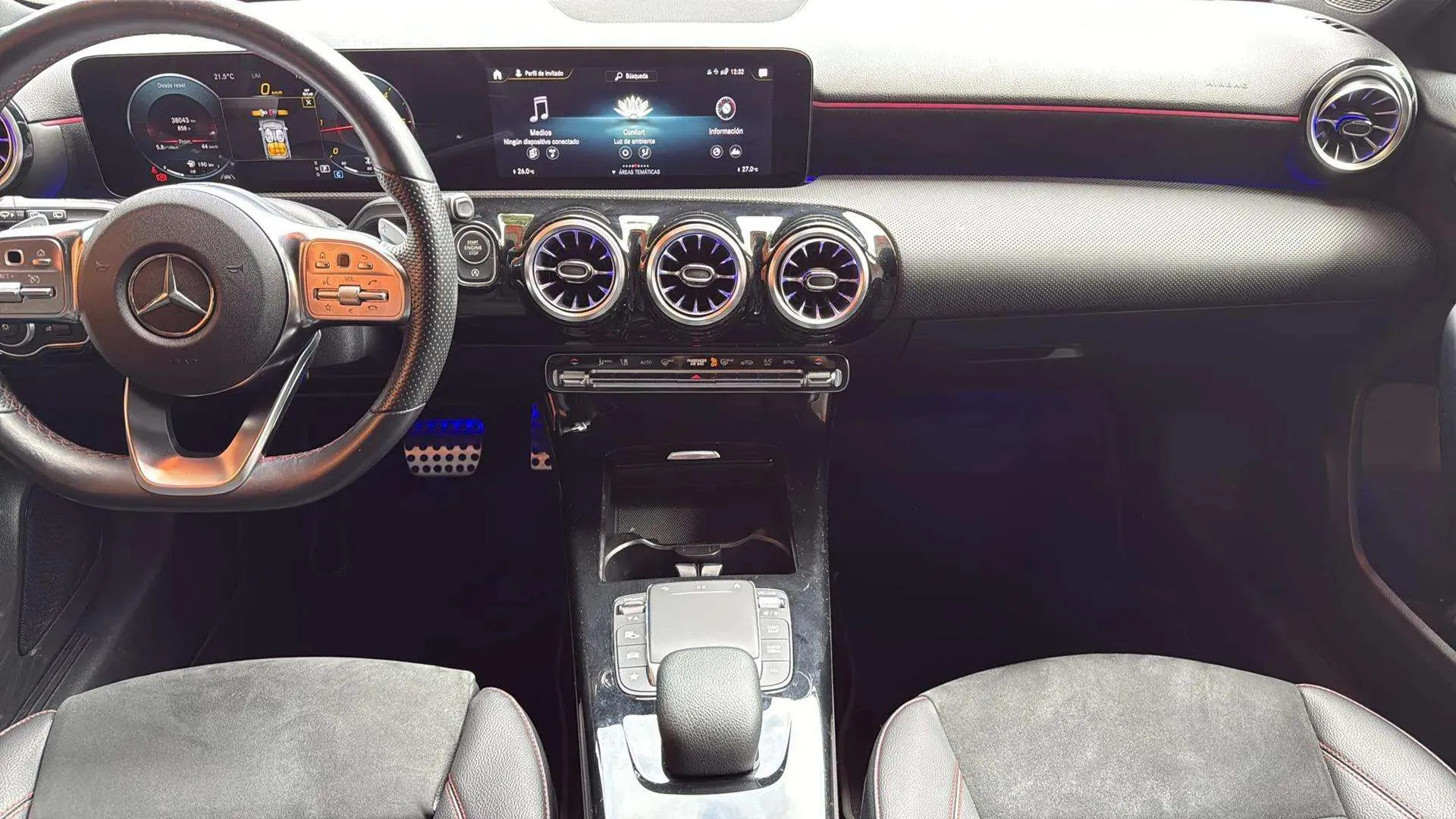 Mercedes-Benz Clase A A 200 d - foto 10