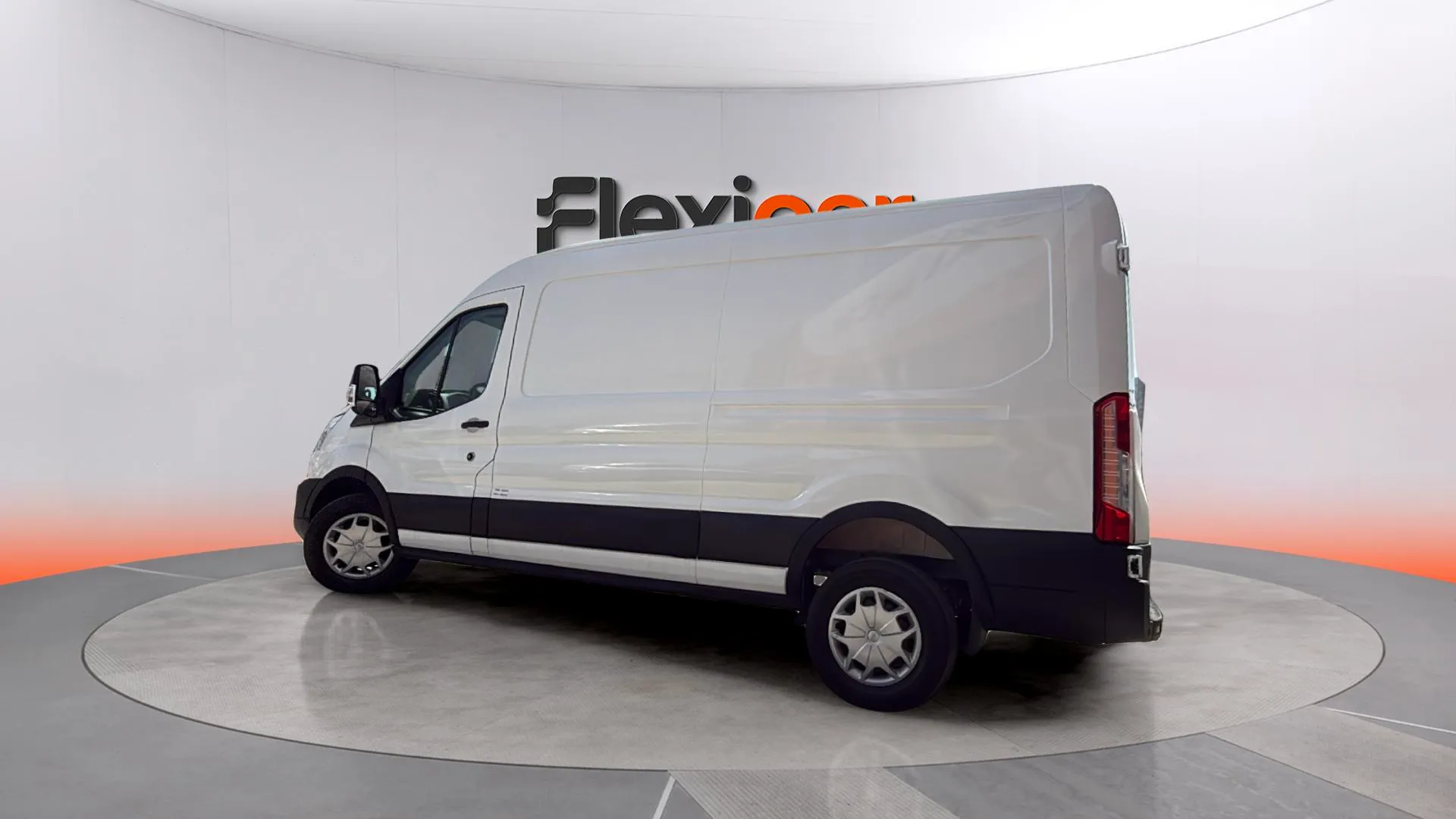 Ford Transit - foto 7