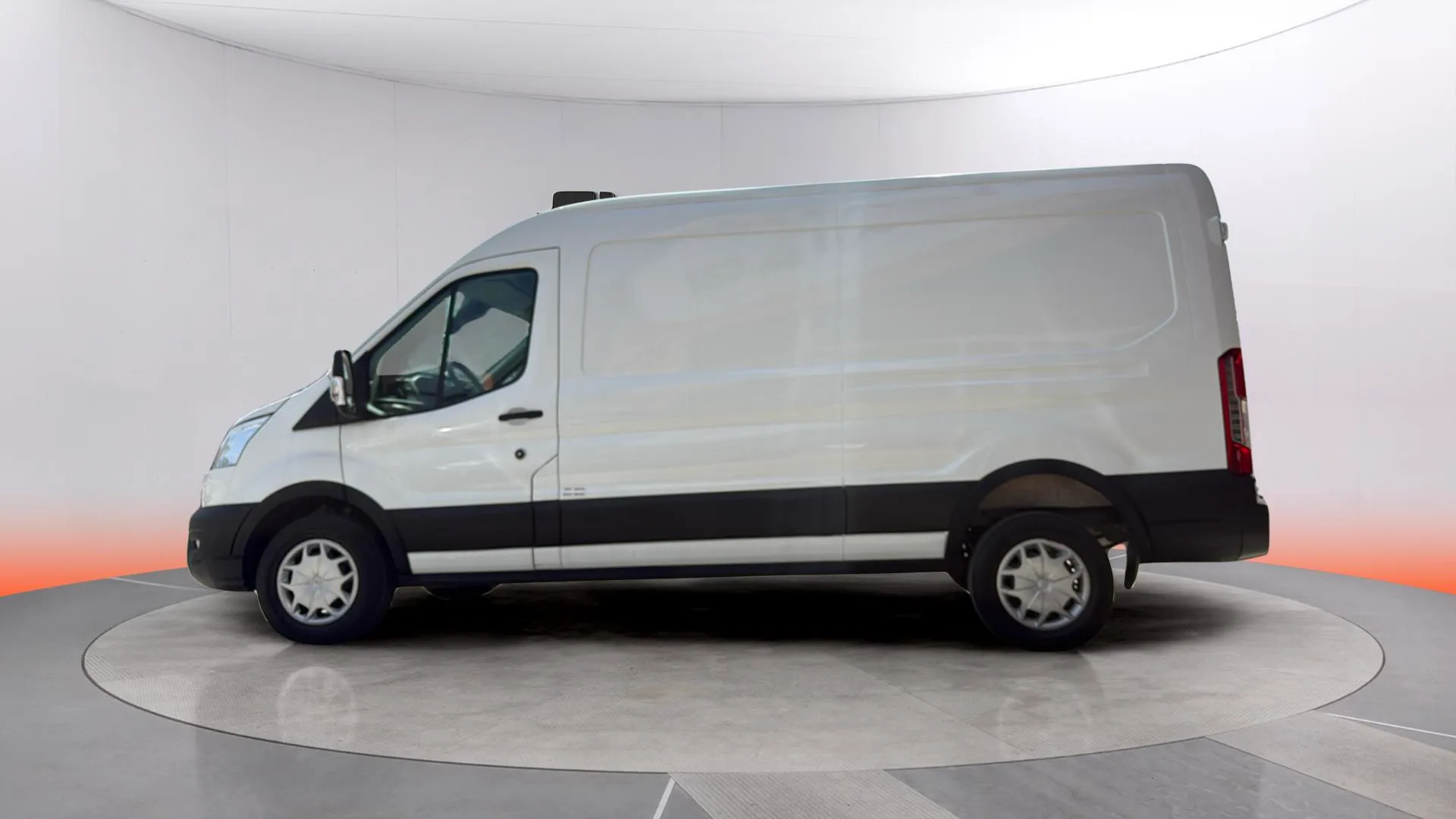 Ford Transit - foto 4