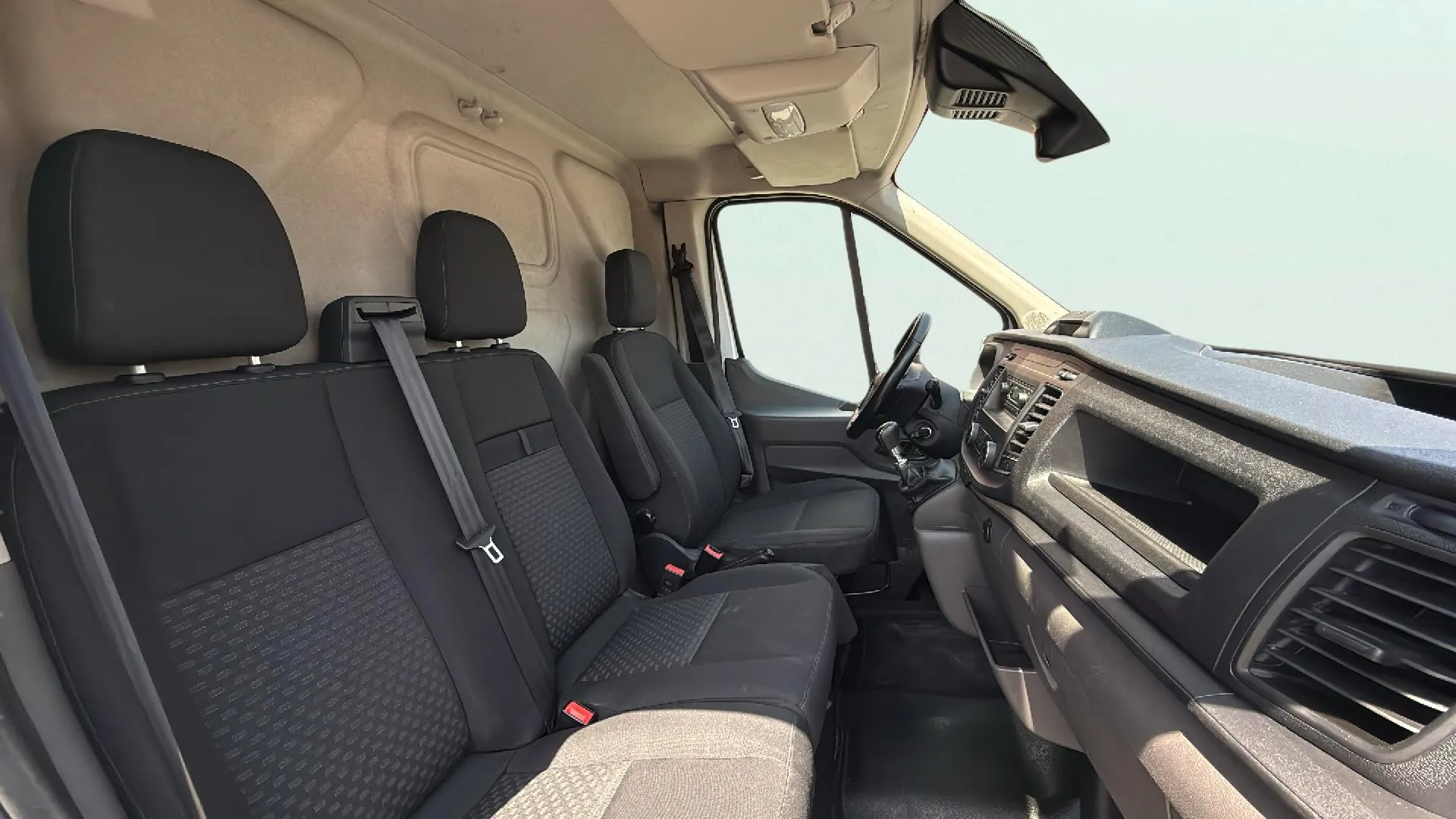 Ford Transit - foto 10