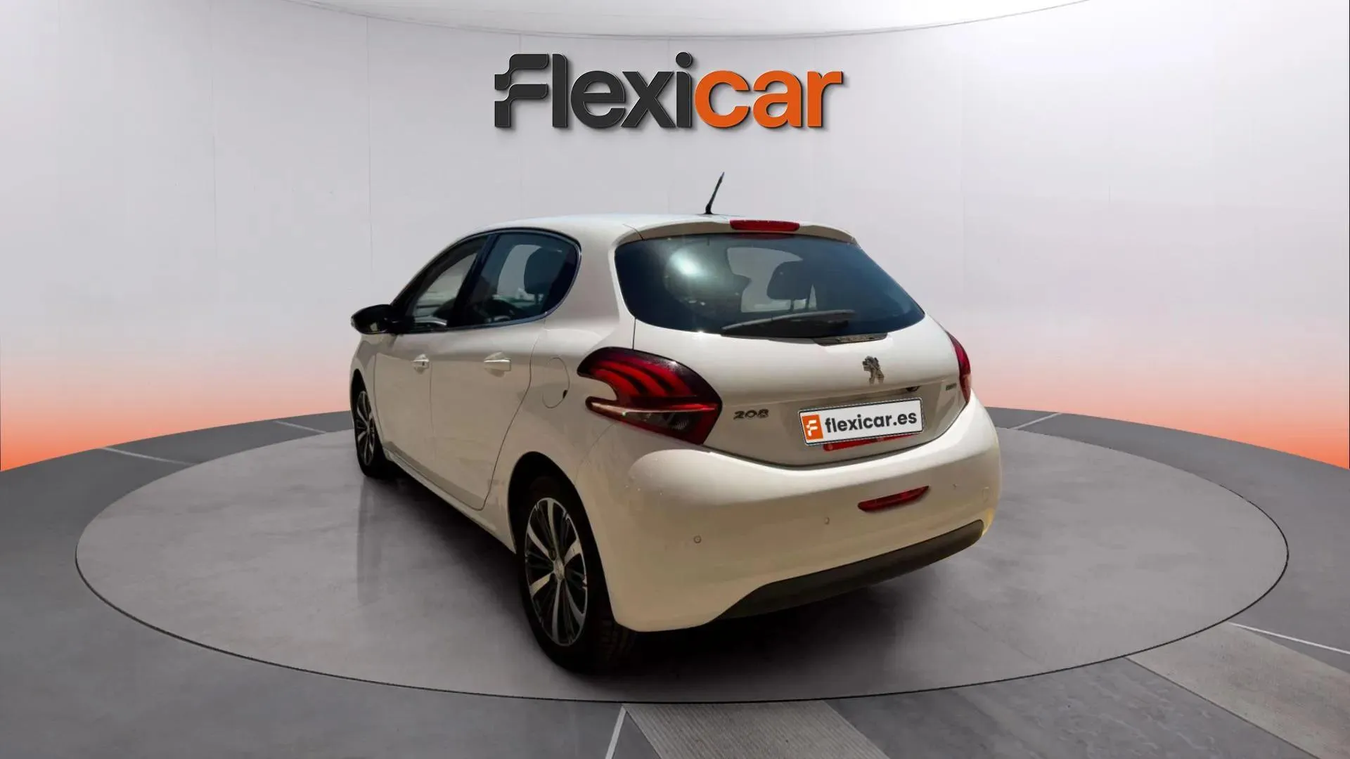 Peugeot 208 Allure 1.2L PureTech - foto 6