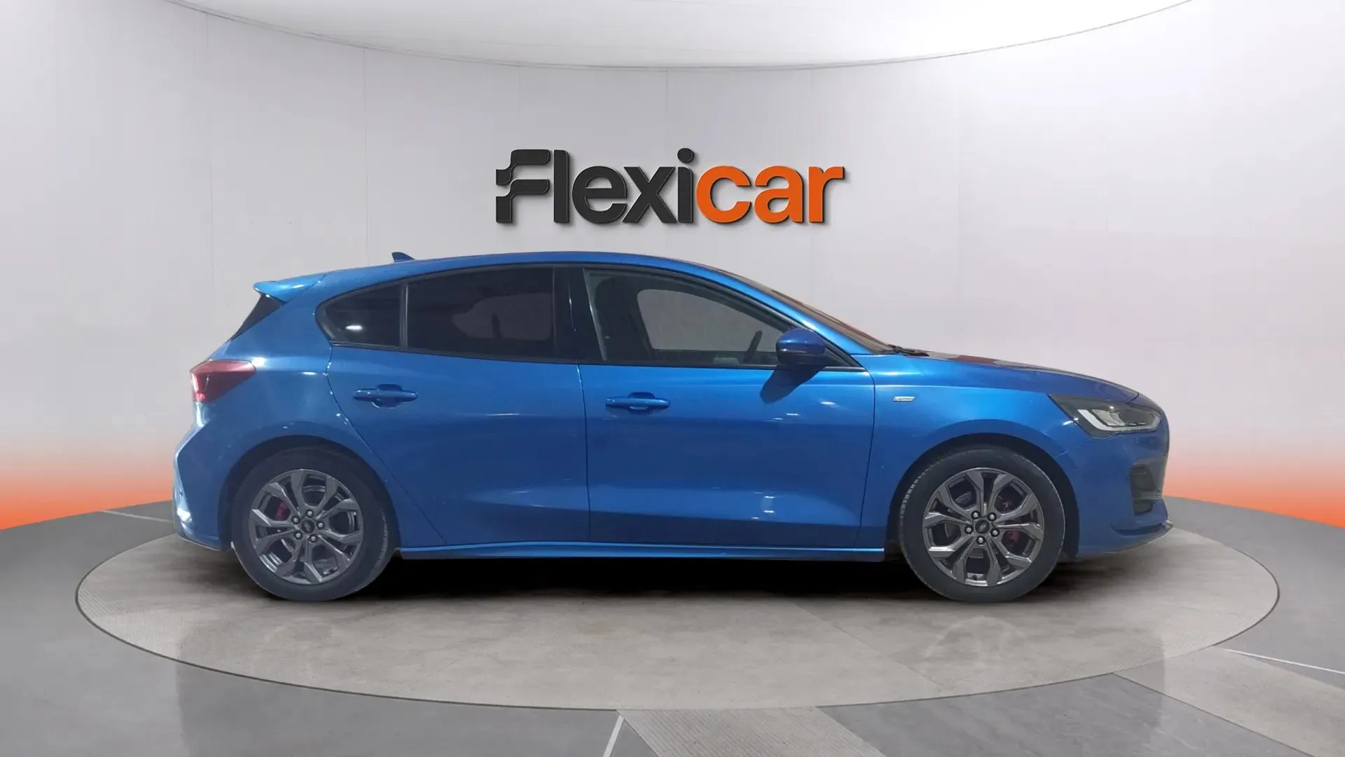 Ford Focus 1.0 EcoBoost MHEV ST-Line - foto 3