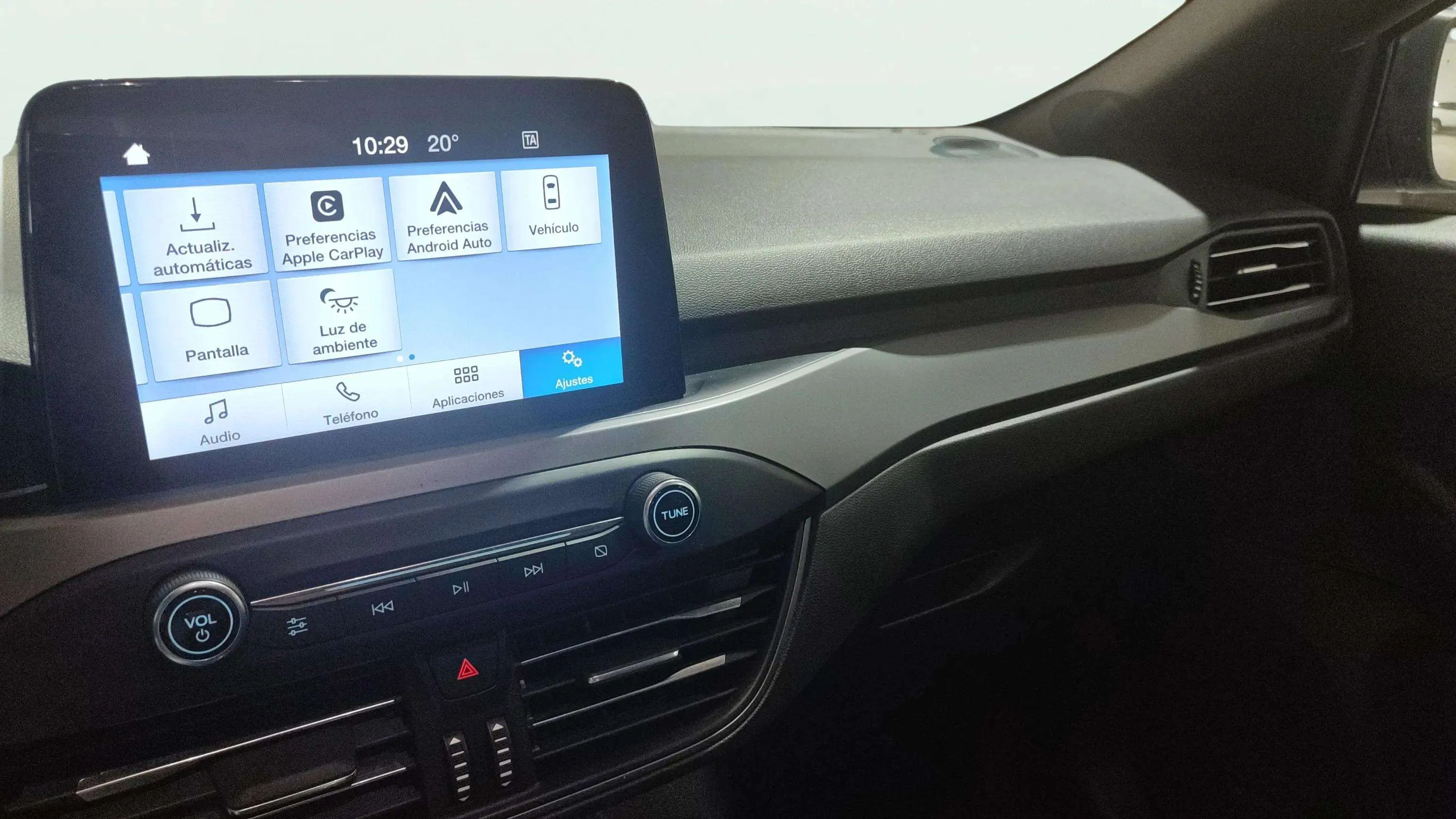 Ford Focus 1.0 EcoBoost MHEV ST-Line - foto 10