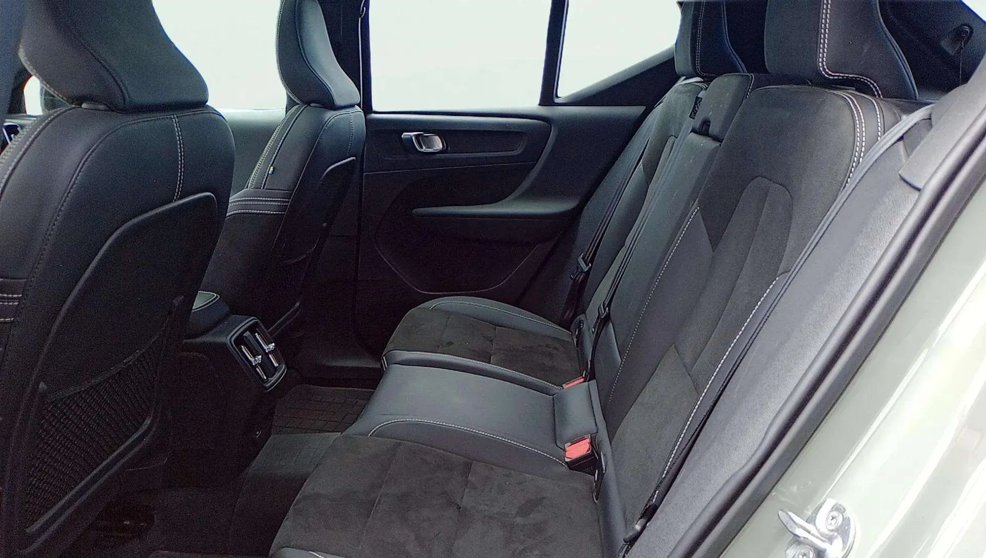 Volvo XC40 Recharge Eléctrico Plus - foto 11