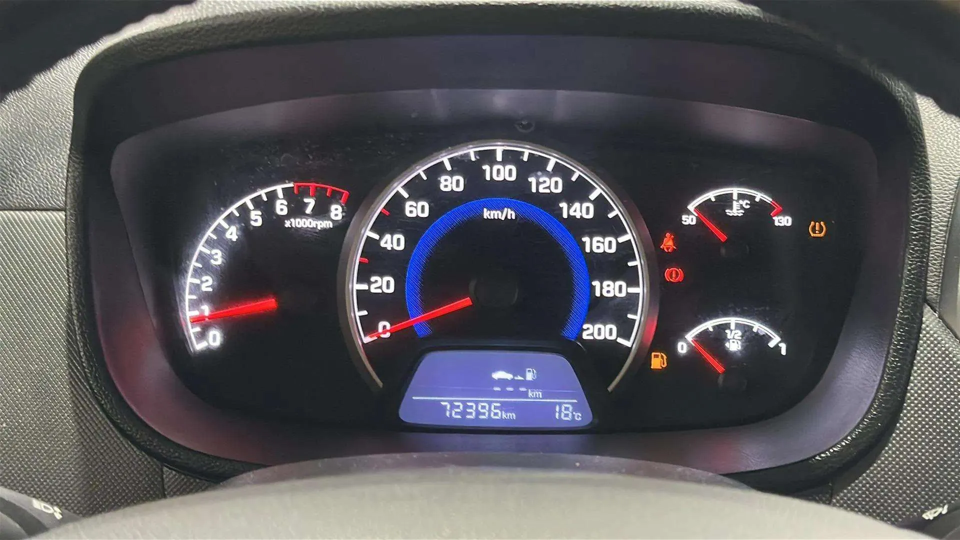 Hyundai i10 1.0 Tecno - foto 12