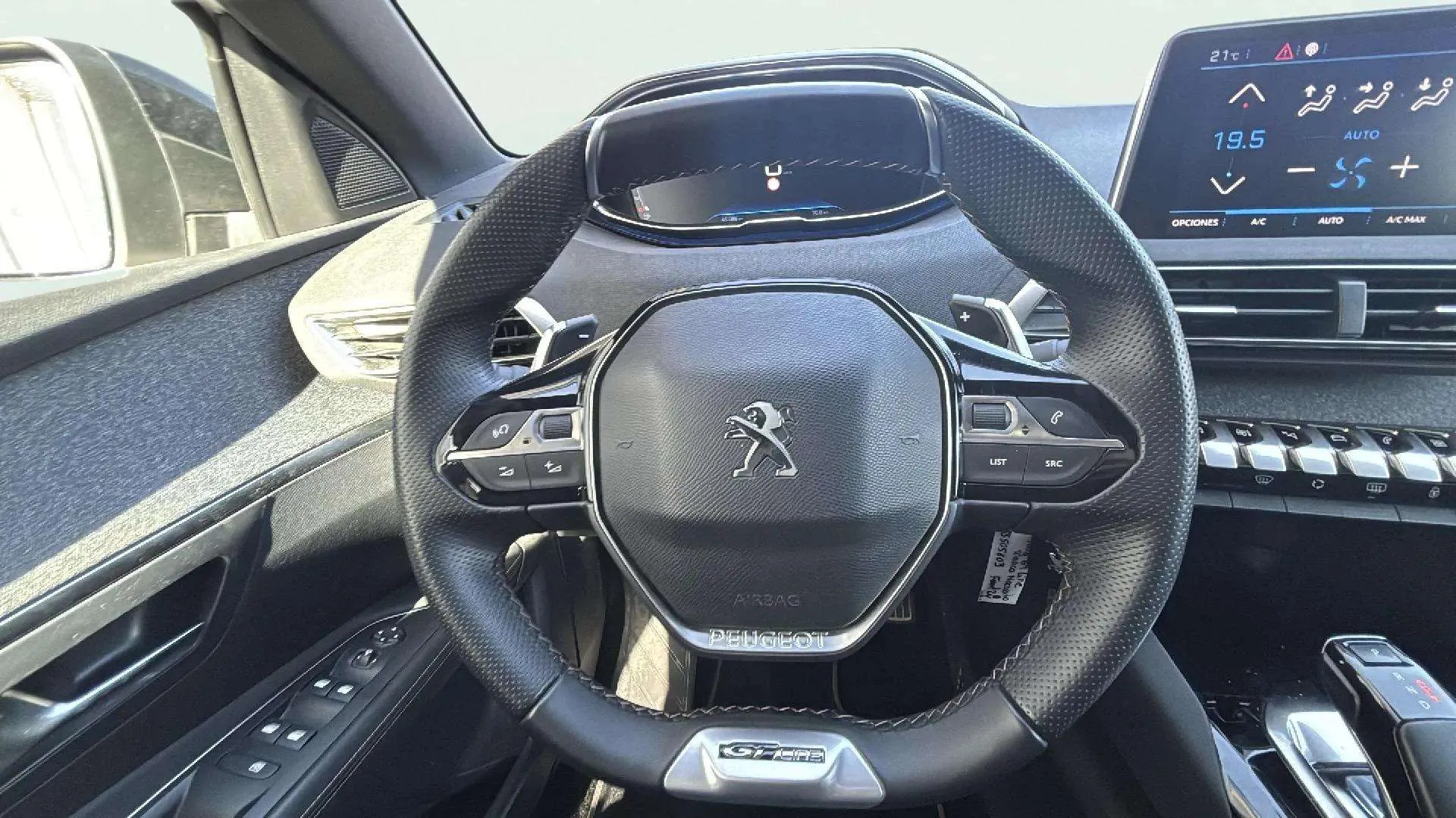 Peugeot 3008 1.5 BlueHDi GT EAT8 - foto 14