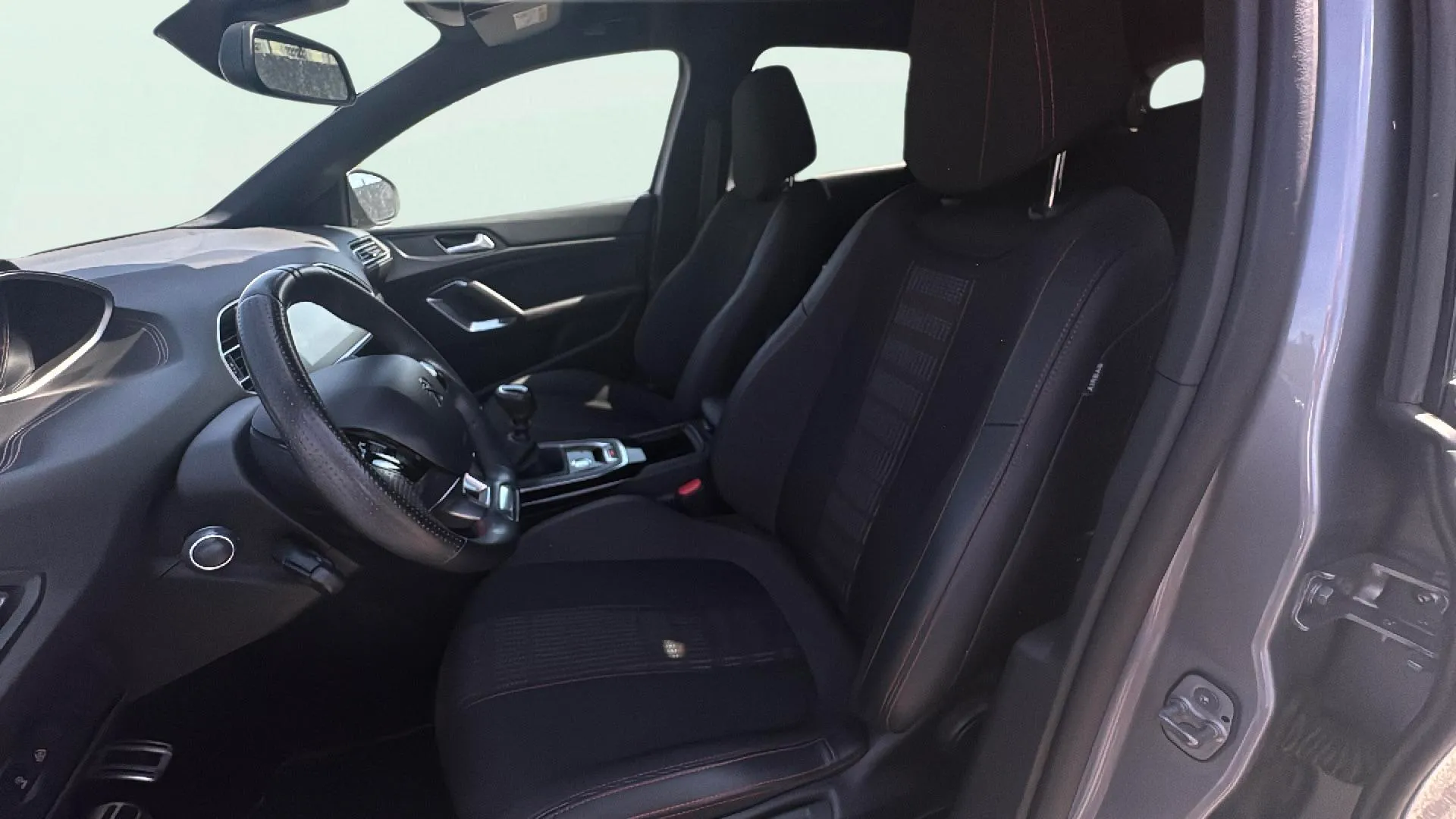 Peugeot 308 GT Line 1.5 BlueHDi - foto 15