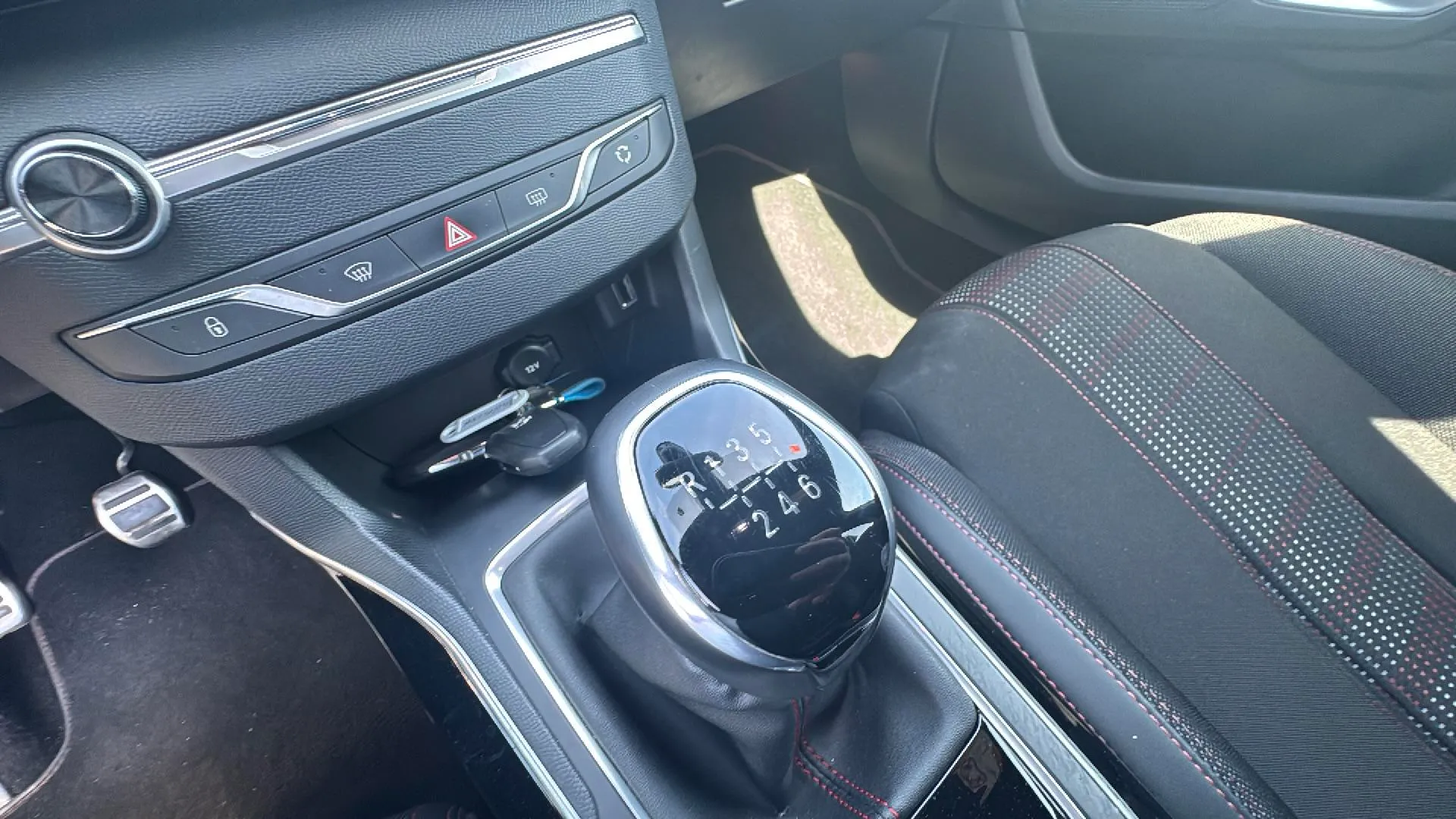 Peugeot 308 GT Line 1.5 BlueHDi - foto 21