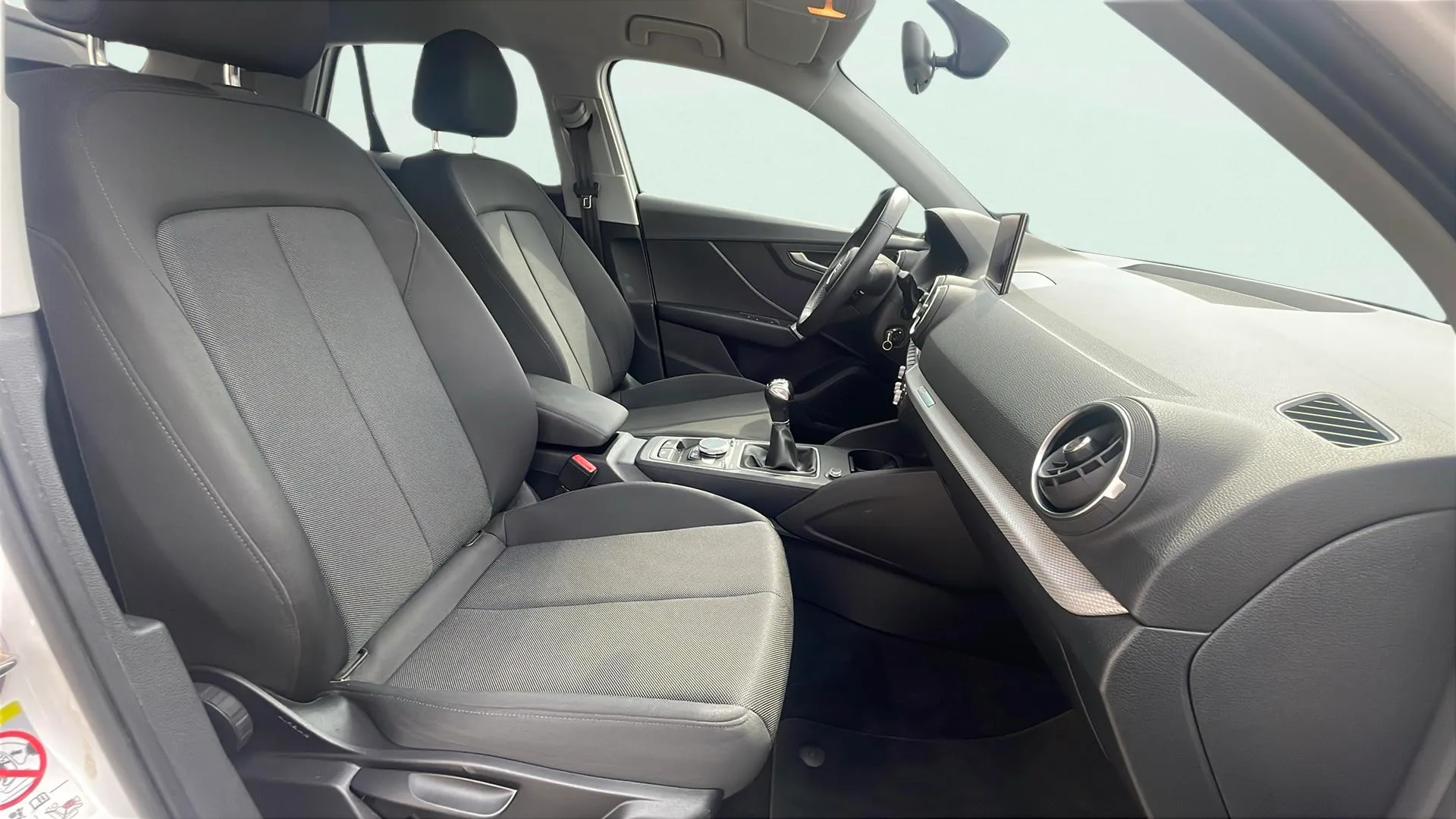 Audi Q2 Advanced 30 TFSI - foto 13