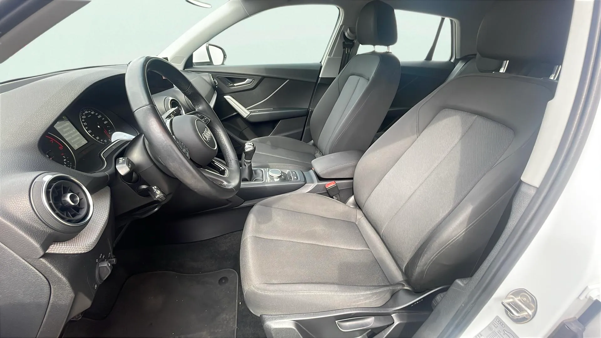 Audi Q2 Advanced 30 TFSI - foto 14