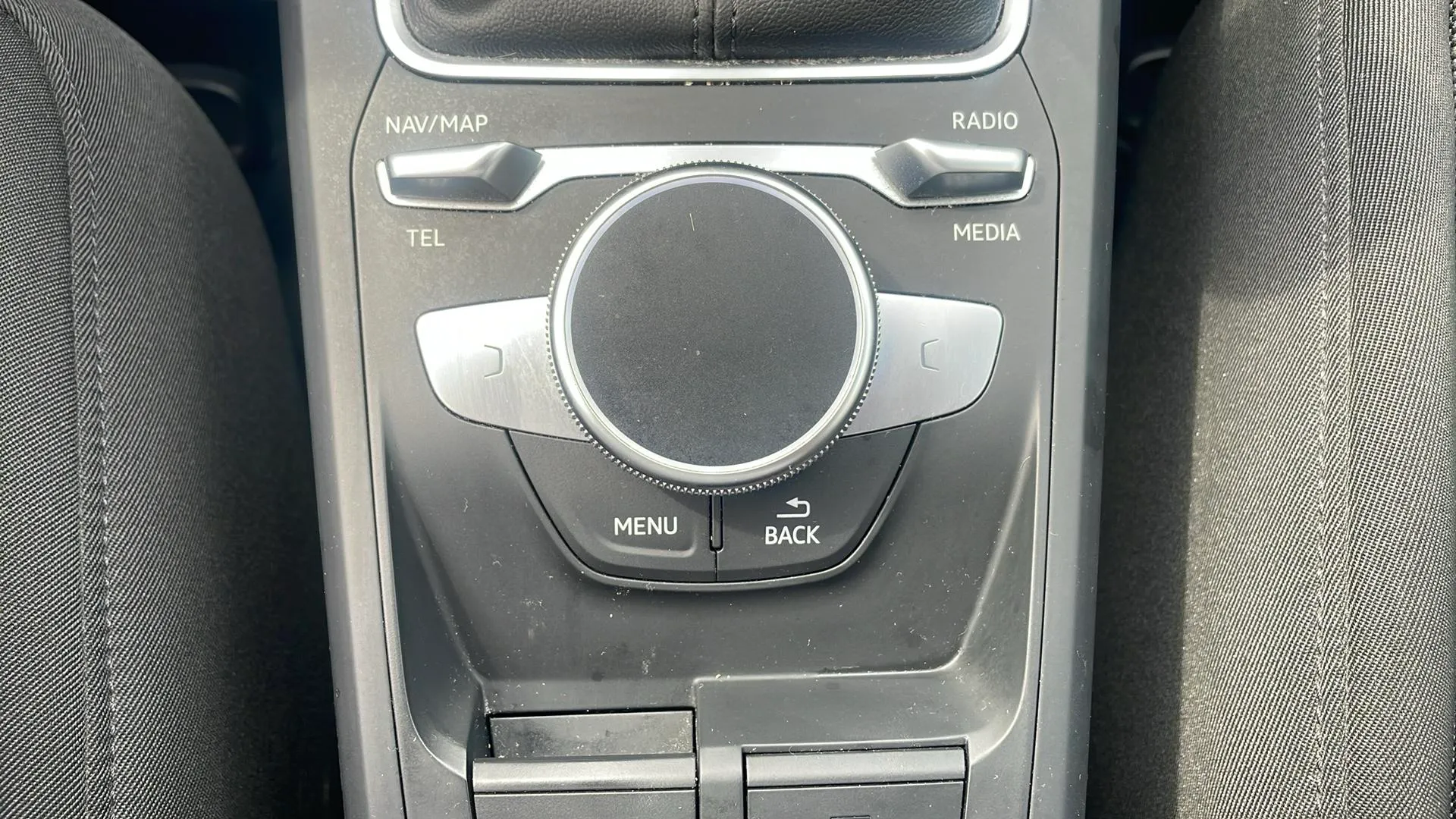 Audi Q2 Advanced 30 TFSI - foto 22