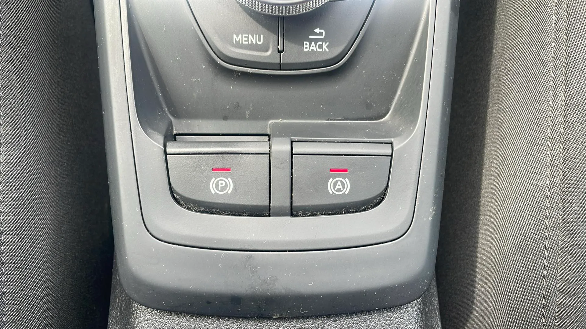 Audi Q2 Advanced 30 TFSI - foto 23