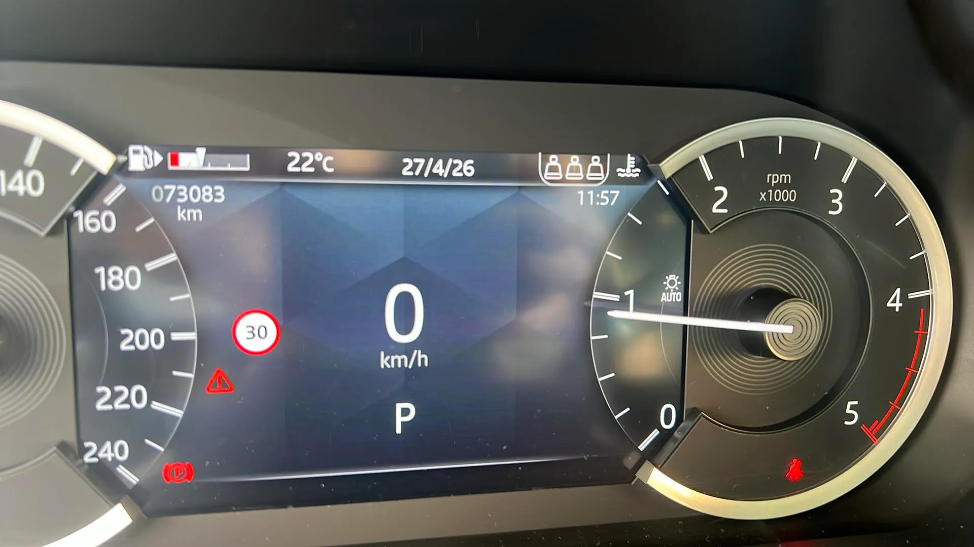 Land Rover Discovery Sport 2.0D TD4 AWD MHEV S - foto 14