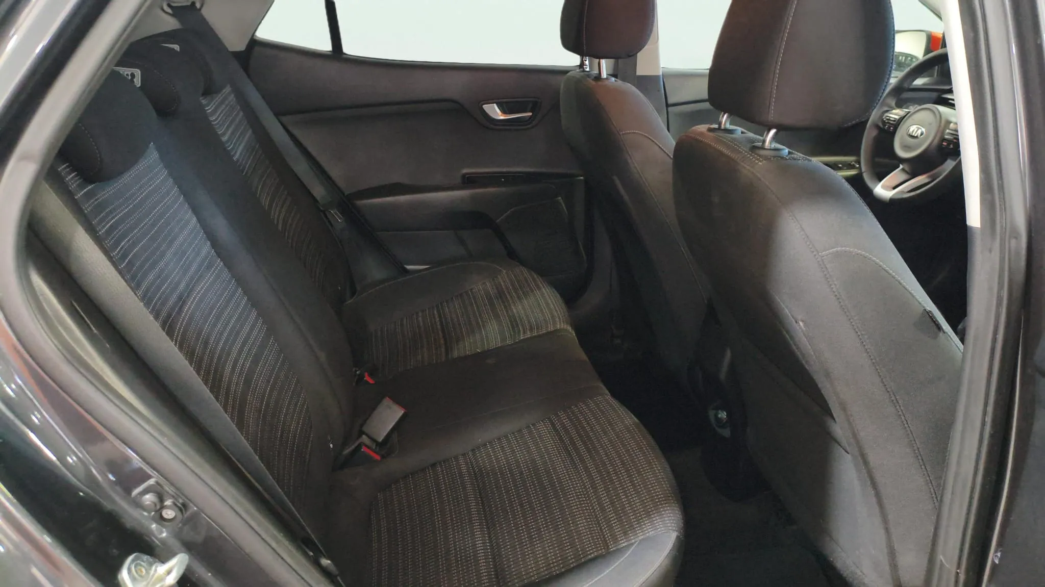 Kia Stonic 1.0 T-GDi Business Eco-Dyn - foto 11
