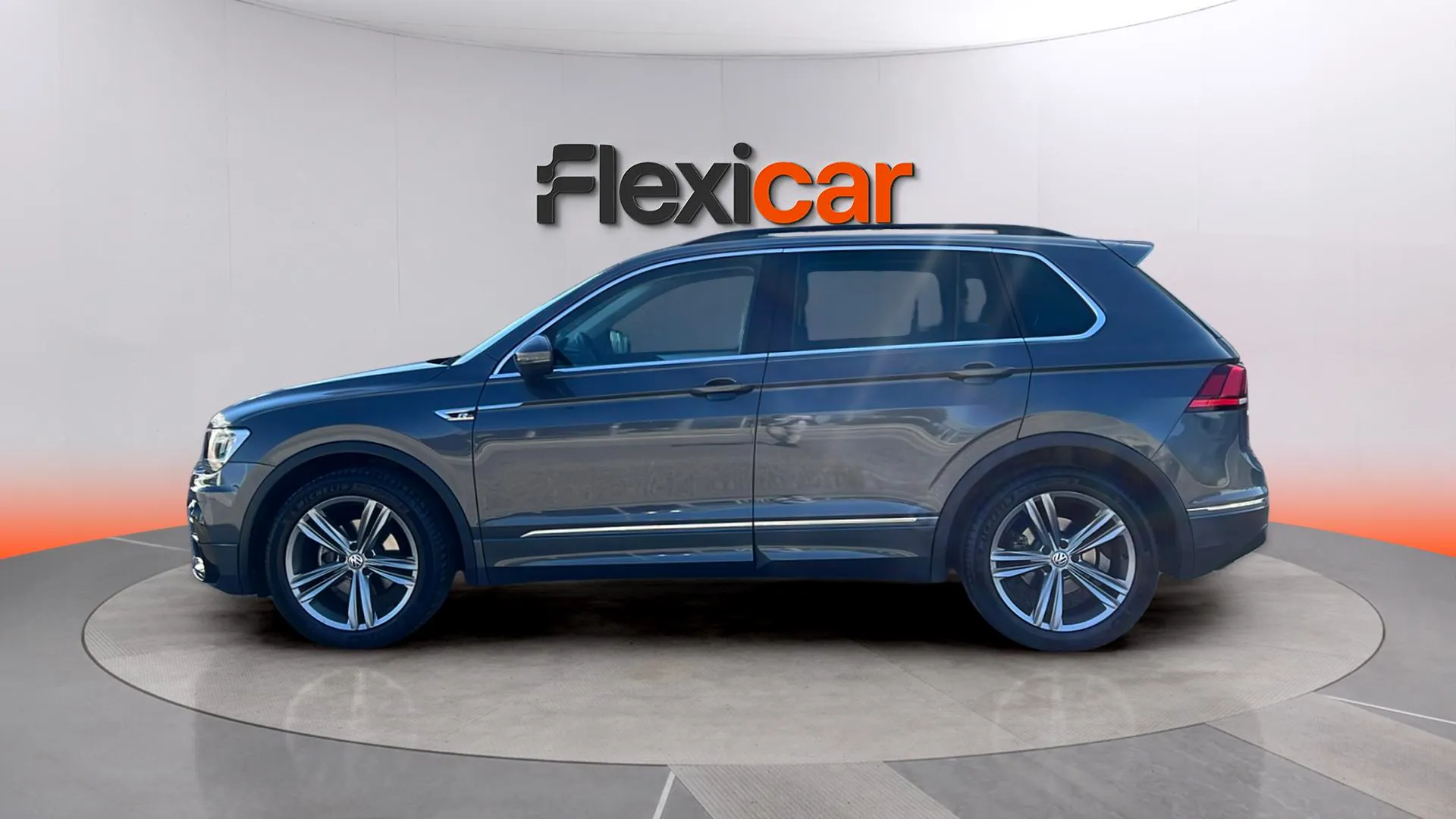 Volkswagen Tiguan R-Line 1.5 TSI DSG - foto 6
