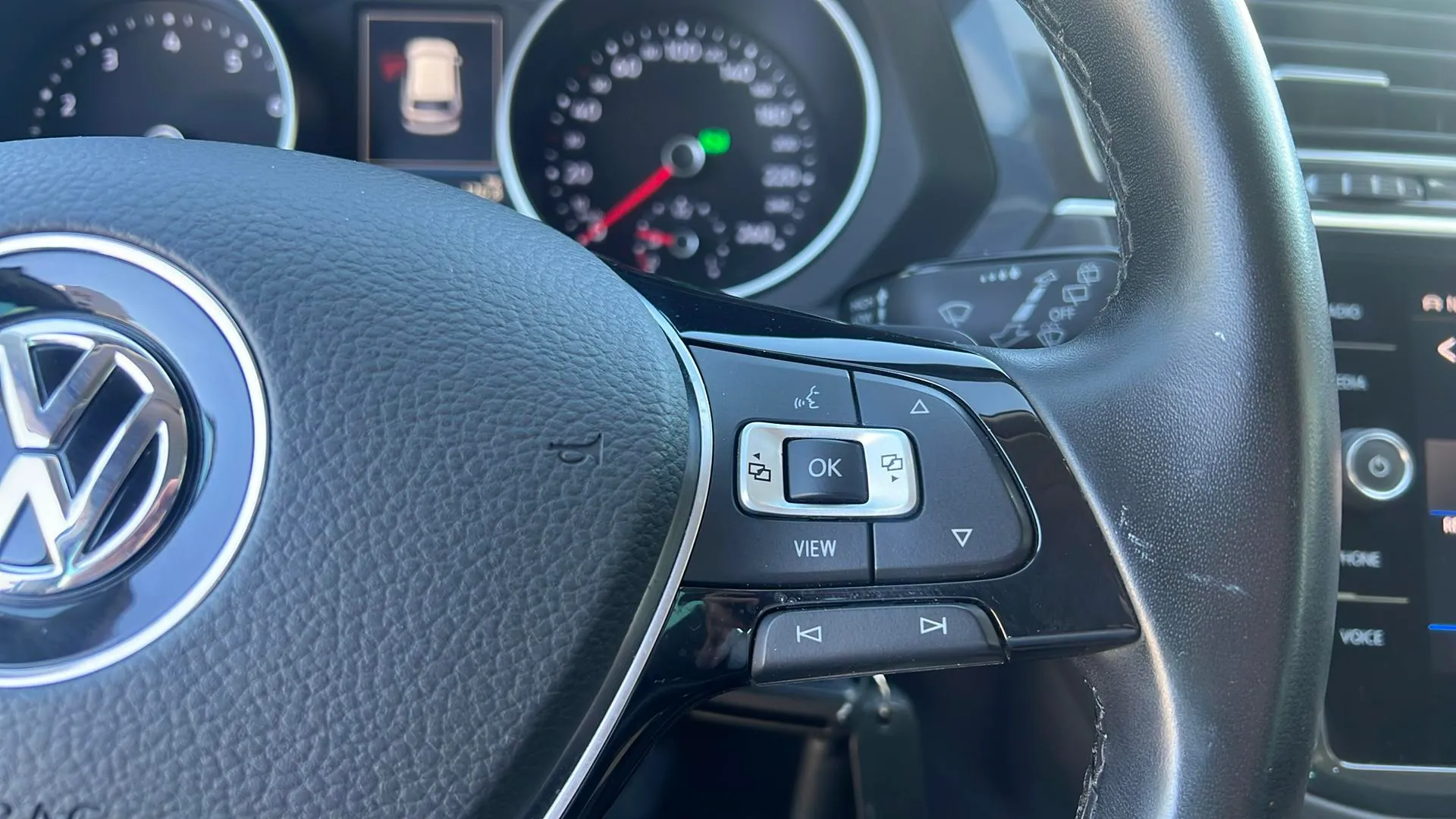 Volkswagen Tiguan R-Line 1.5 TSI DSG - foto 12