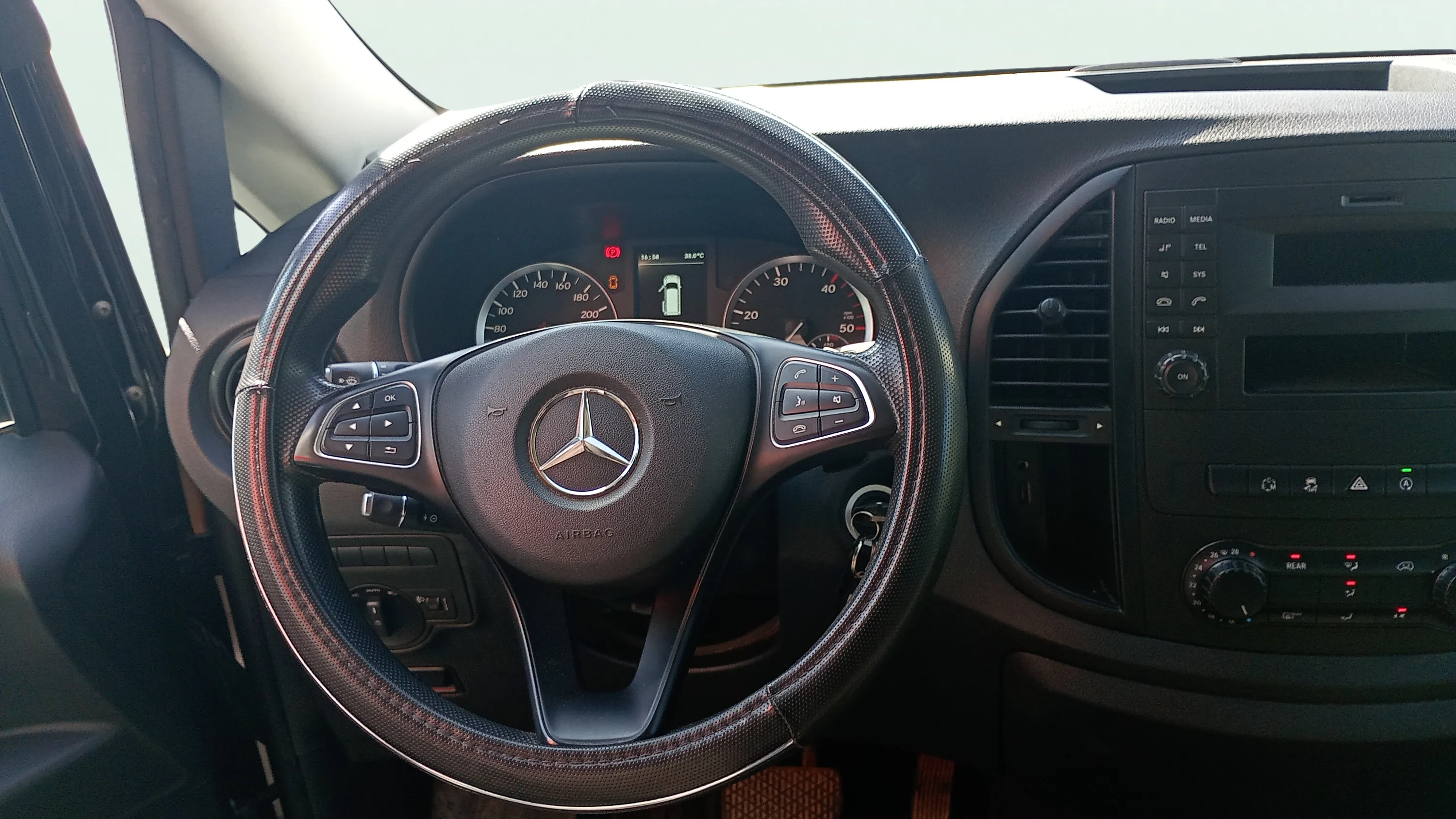 Mercedes-Benz Vito tourer 114 - foto 2